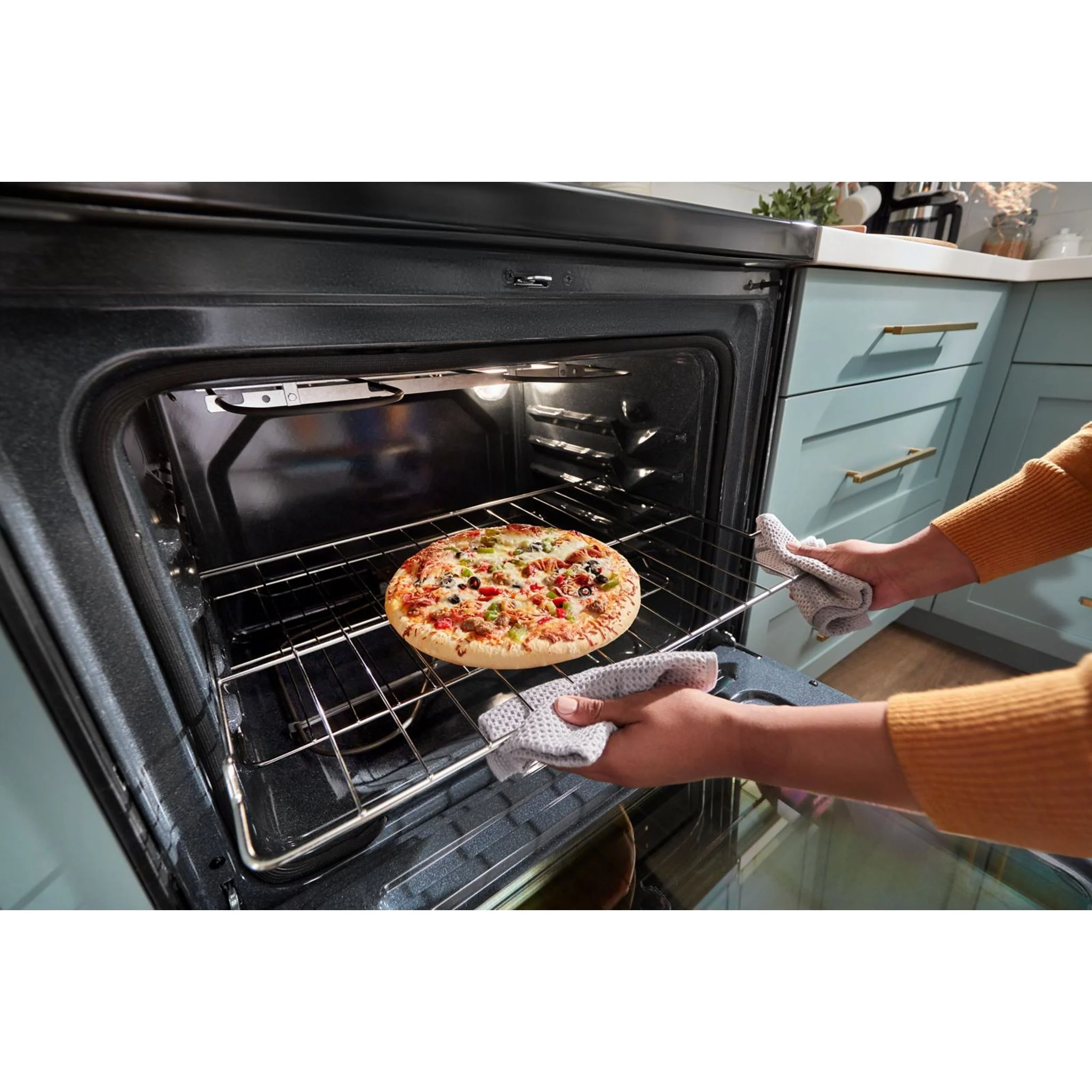 Whirlpool 30-inch Electric Range with Steam Clean -White (YWFES3330RW) - Image 11