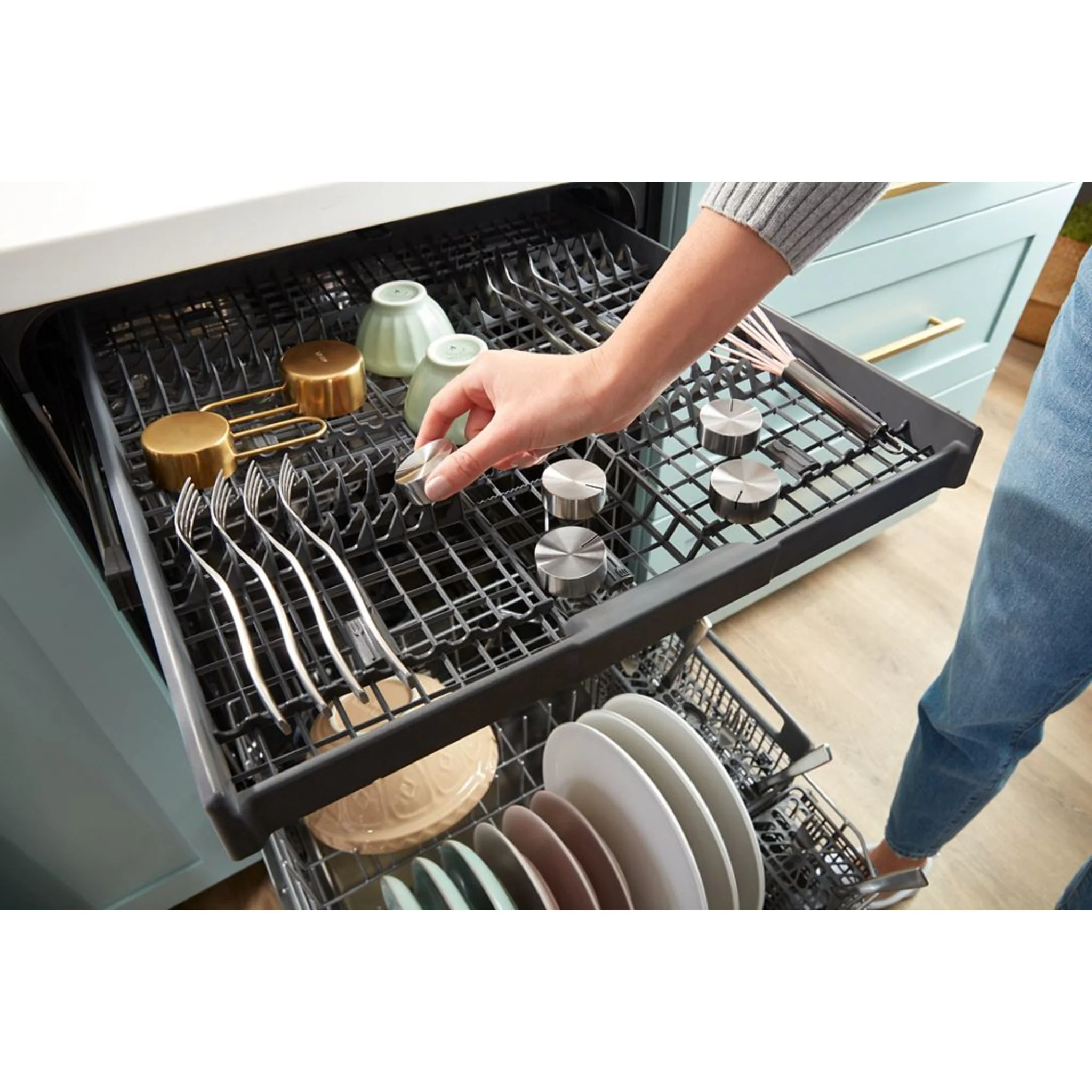 Whirlpool 36-inch Gas Cooktop with 2-in-1 Hinged Grate to Griddle -Stainless Steel (WCGK7536PS) - Image 5