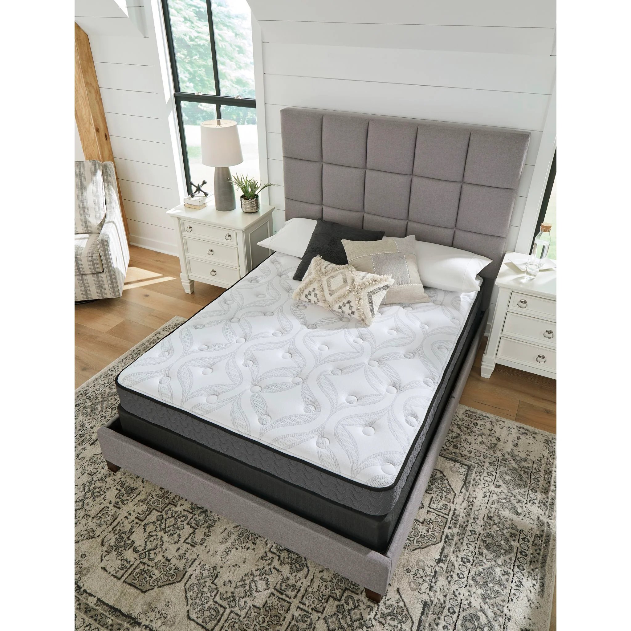 Ashley Sleep Essentials 8 Inch Hybrid Mattress - Image 4