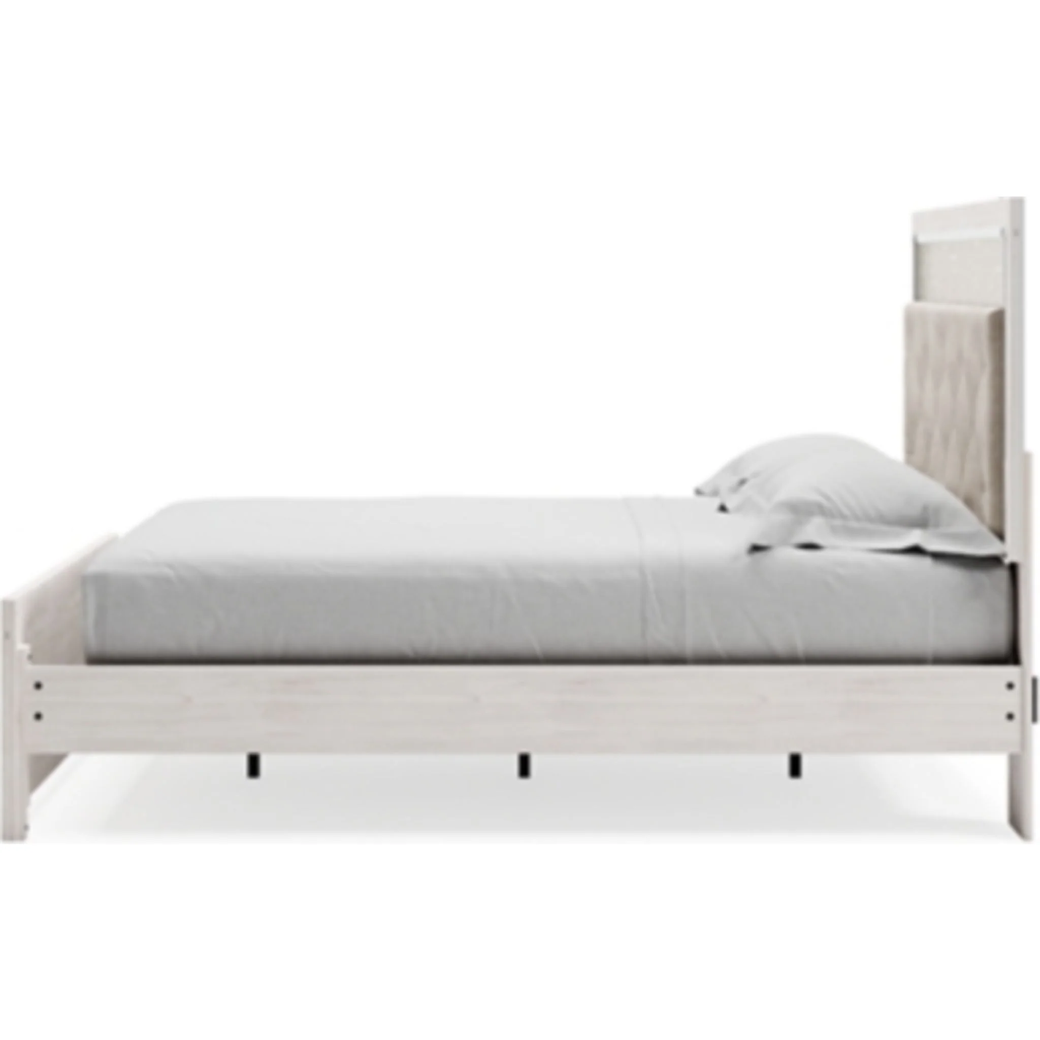 Altyra Platform Bed - Image 30