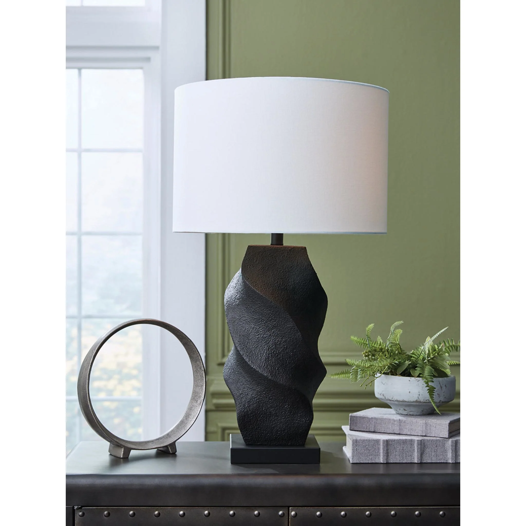 Amillion Table Lamp - Image 3