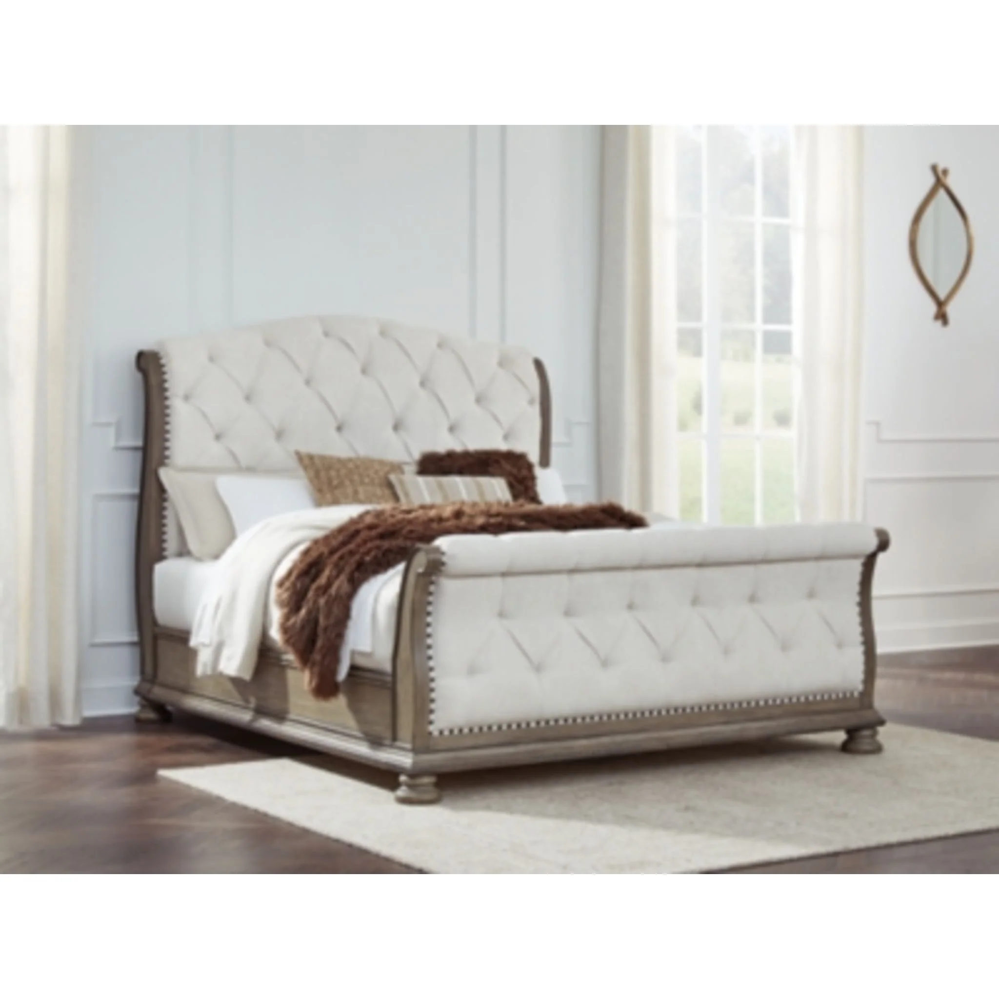 Ardenfield 5 Piece King Sleigh Bedroom - Image 22
