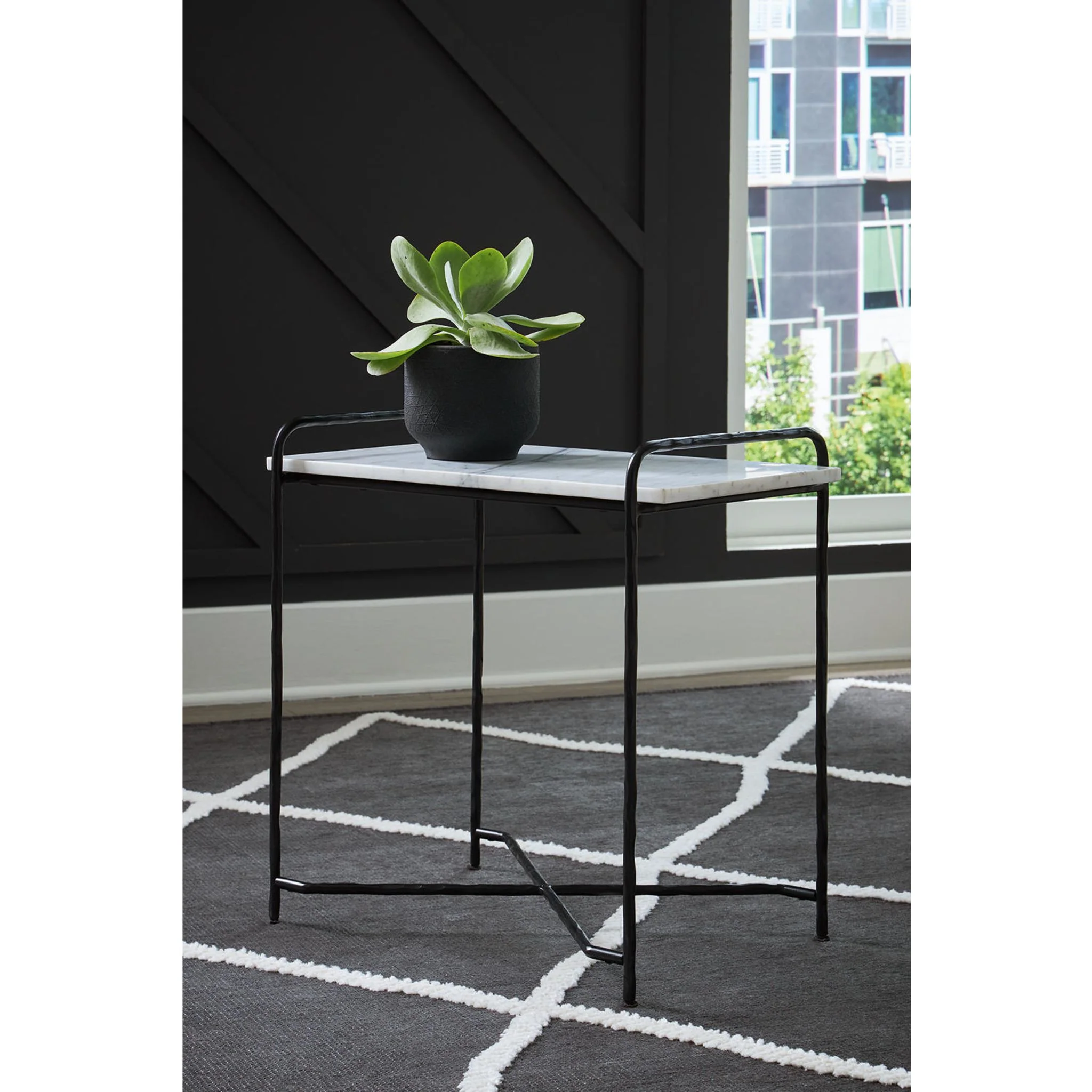 Ashber Accent Table - Image 13