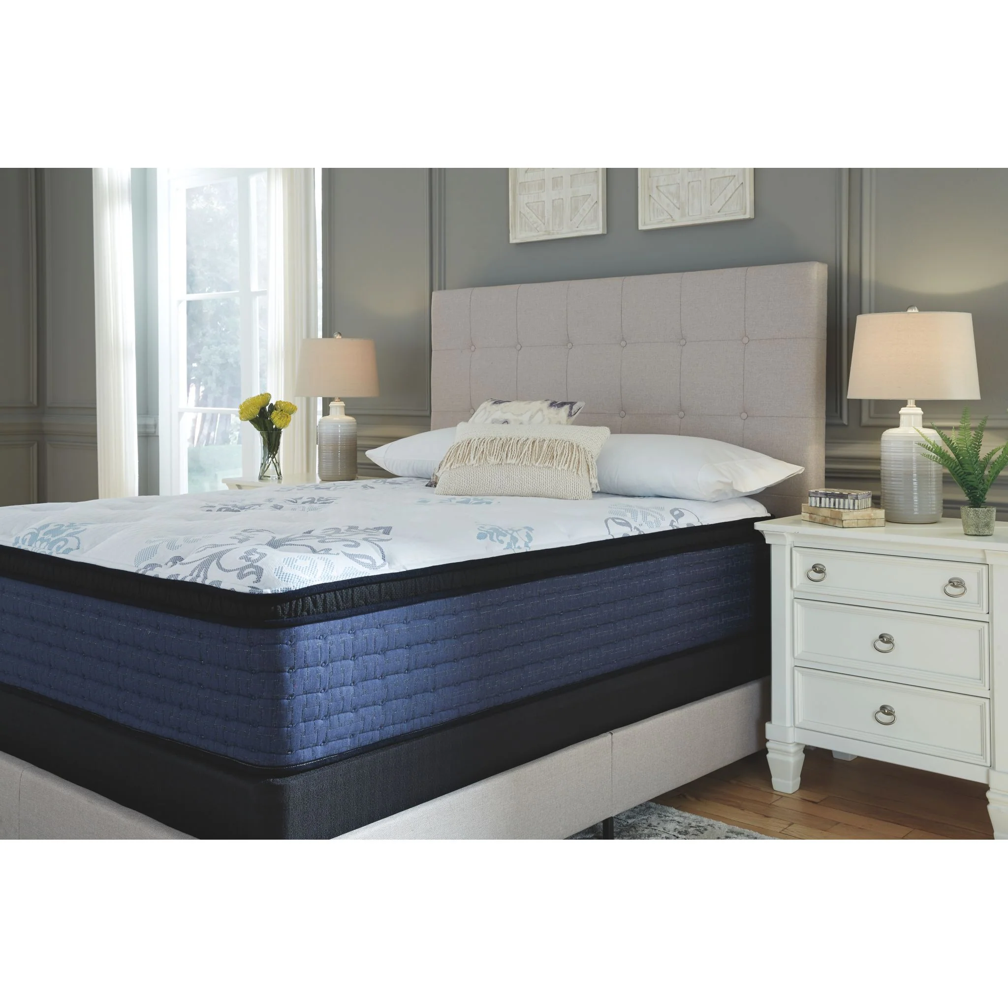 Ashley Sleep Bonita Springs Euro Top Innerspring 17 inch Mattress In A Box - Image 4