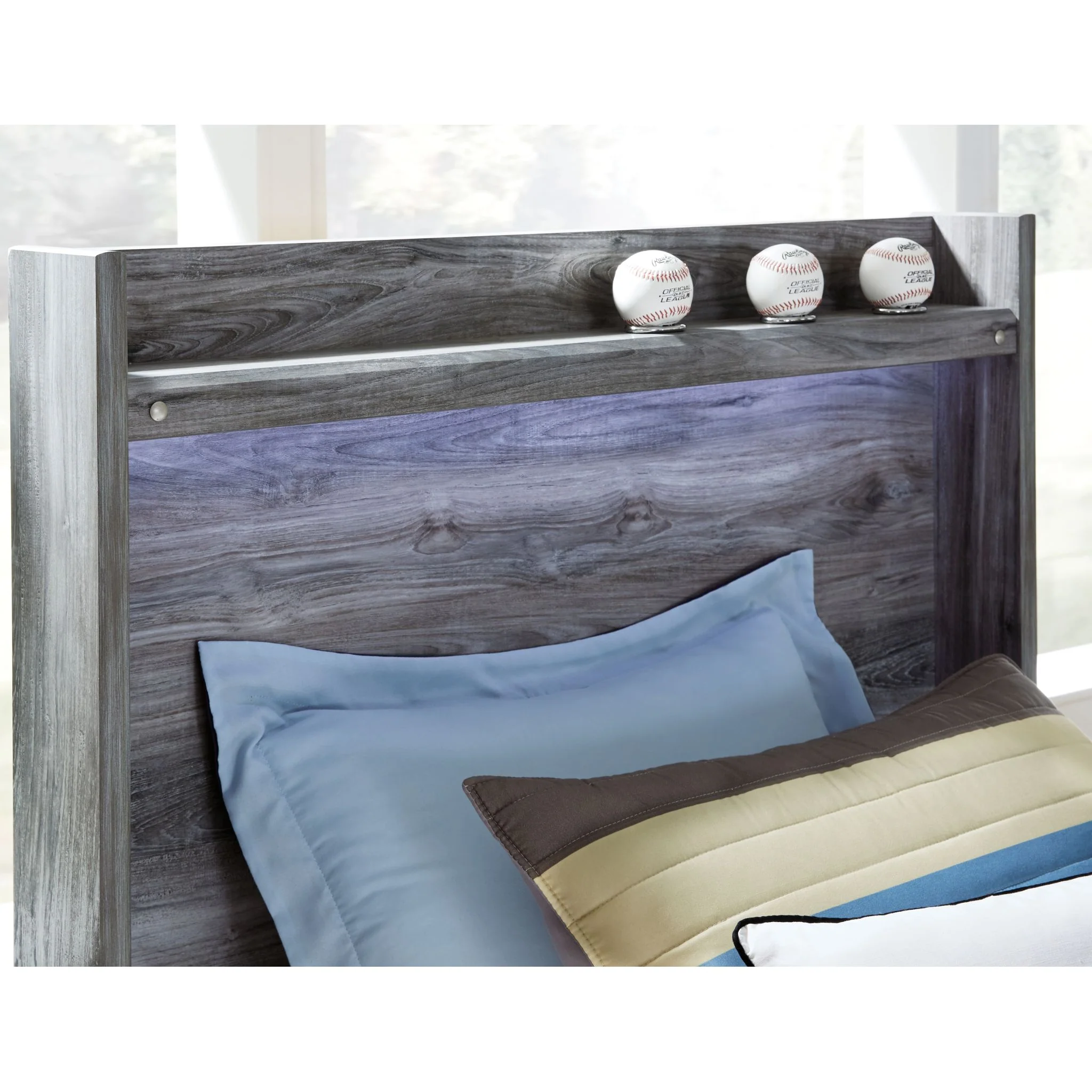 Baystorm Panel Bed - Image 3