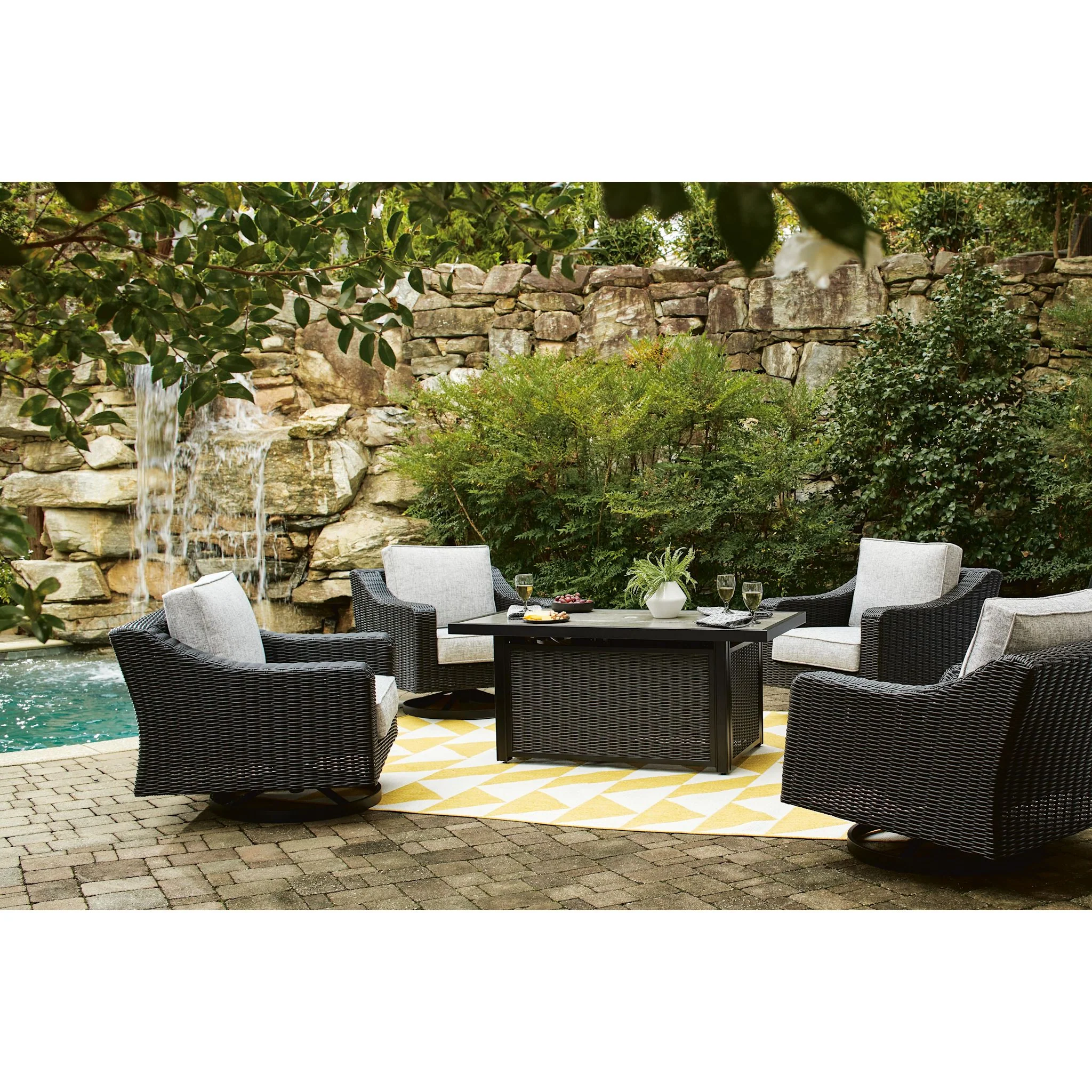 Beachcroft 5 Piece Outdoor Seating - Image 44