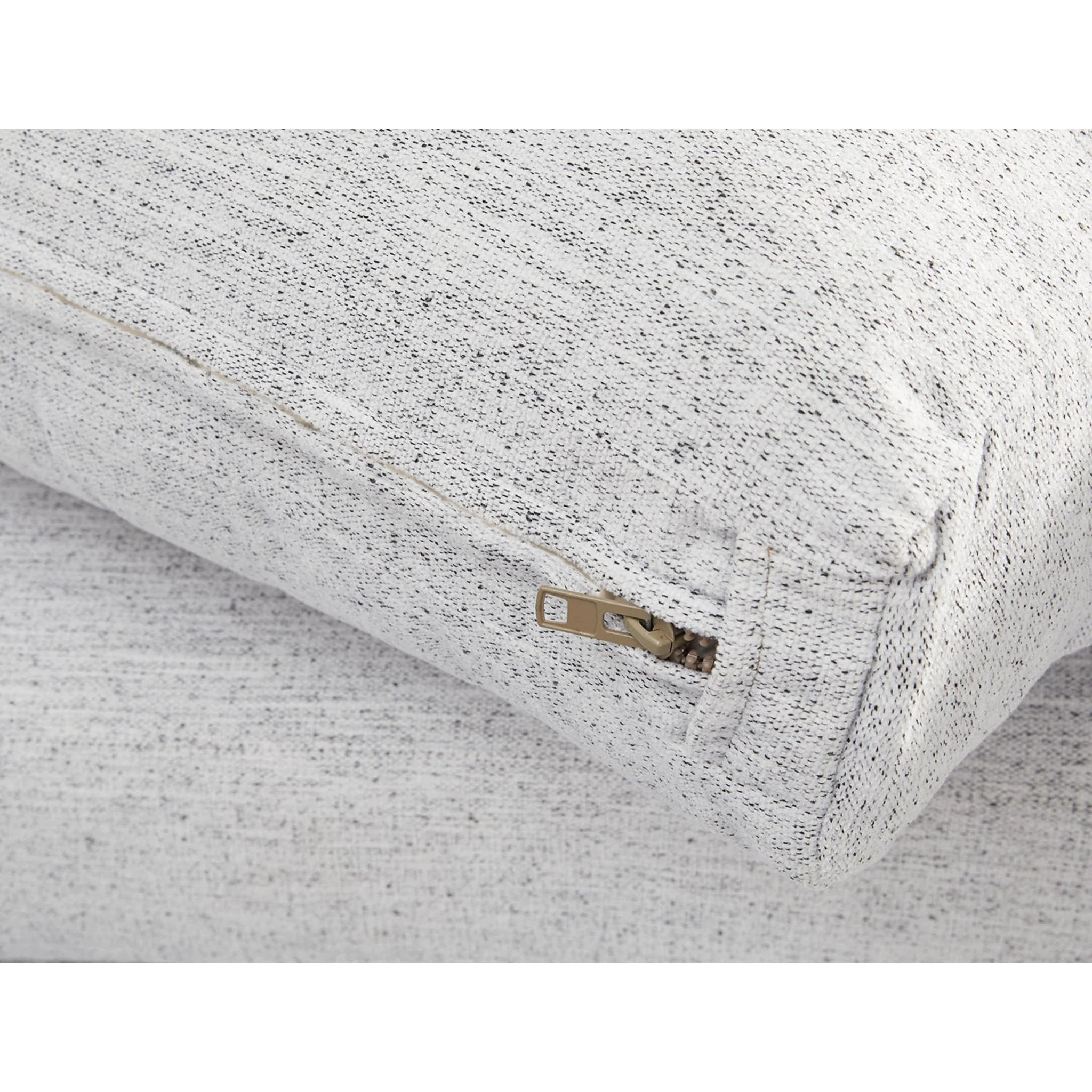 Belvoir-Exclusive Sofa - Image 51