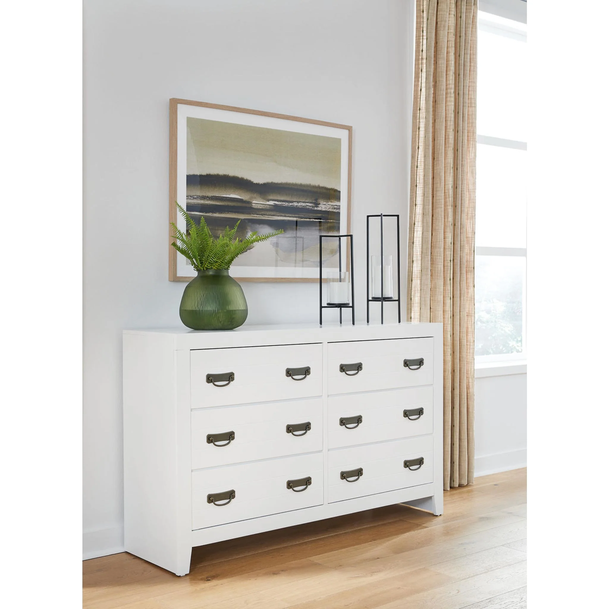 Binterglen Dresser - Image 9