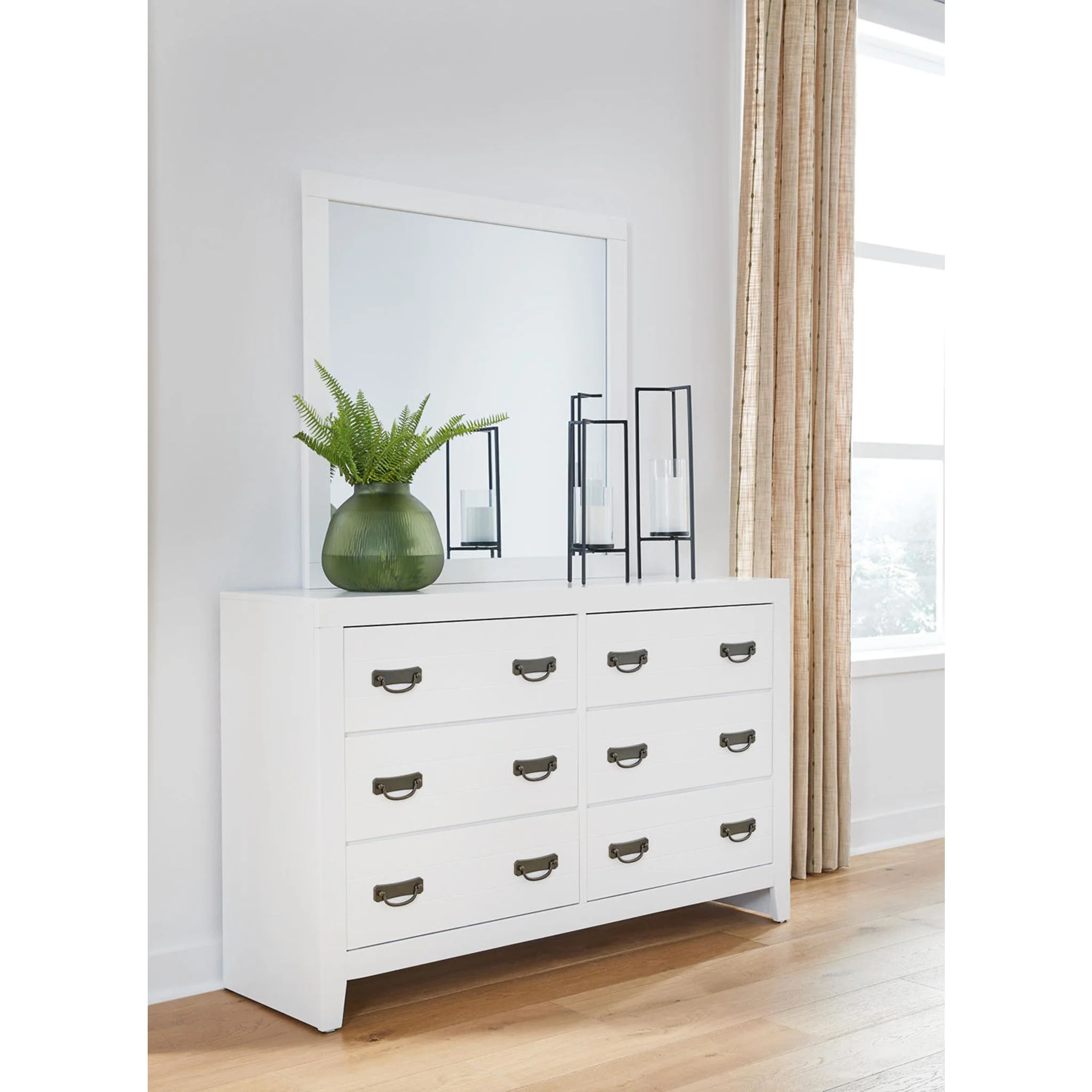 Binterglen Dresser and Mirror - Image 23