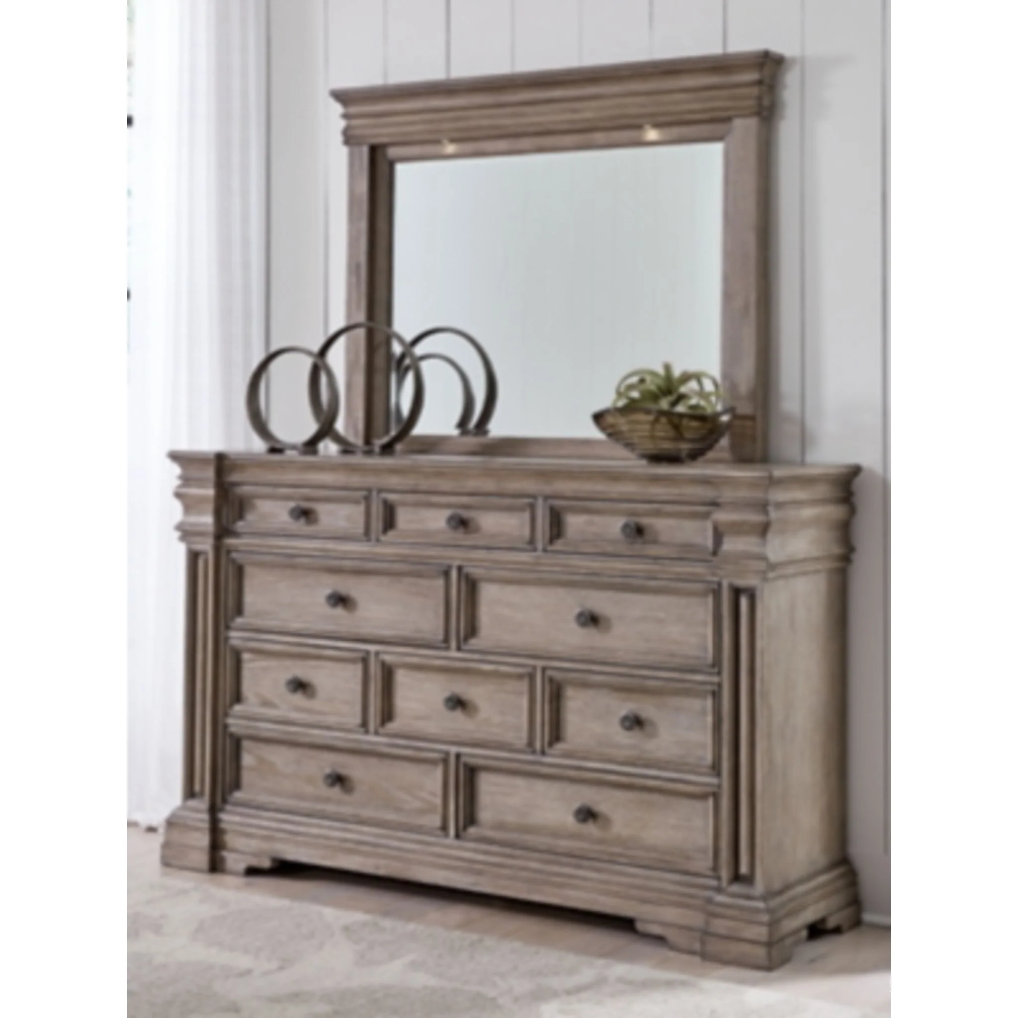 Blairhurst 5 Piece Panel Bedroom - Image 20