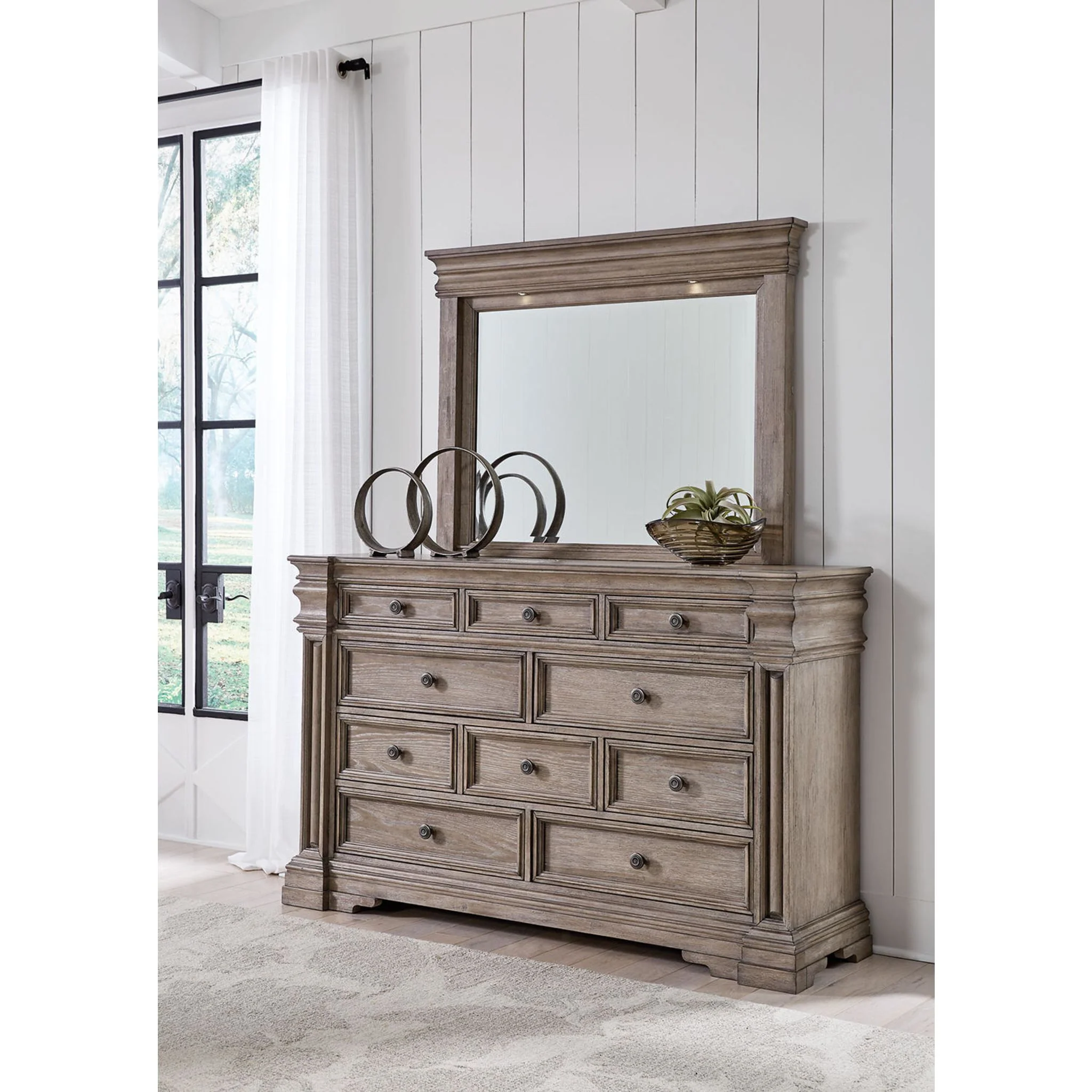 Blairhurst Dresser and Mirror - Image 21