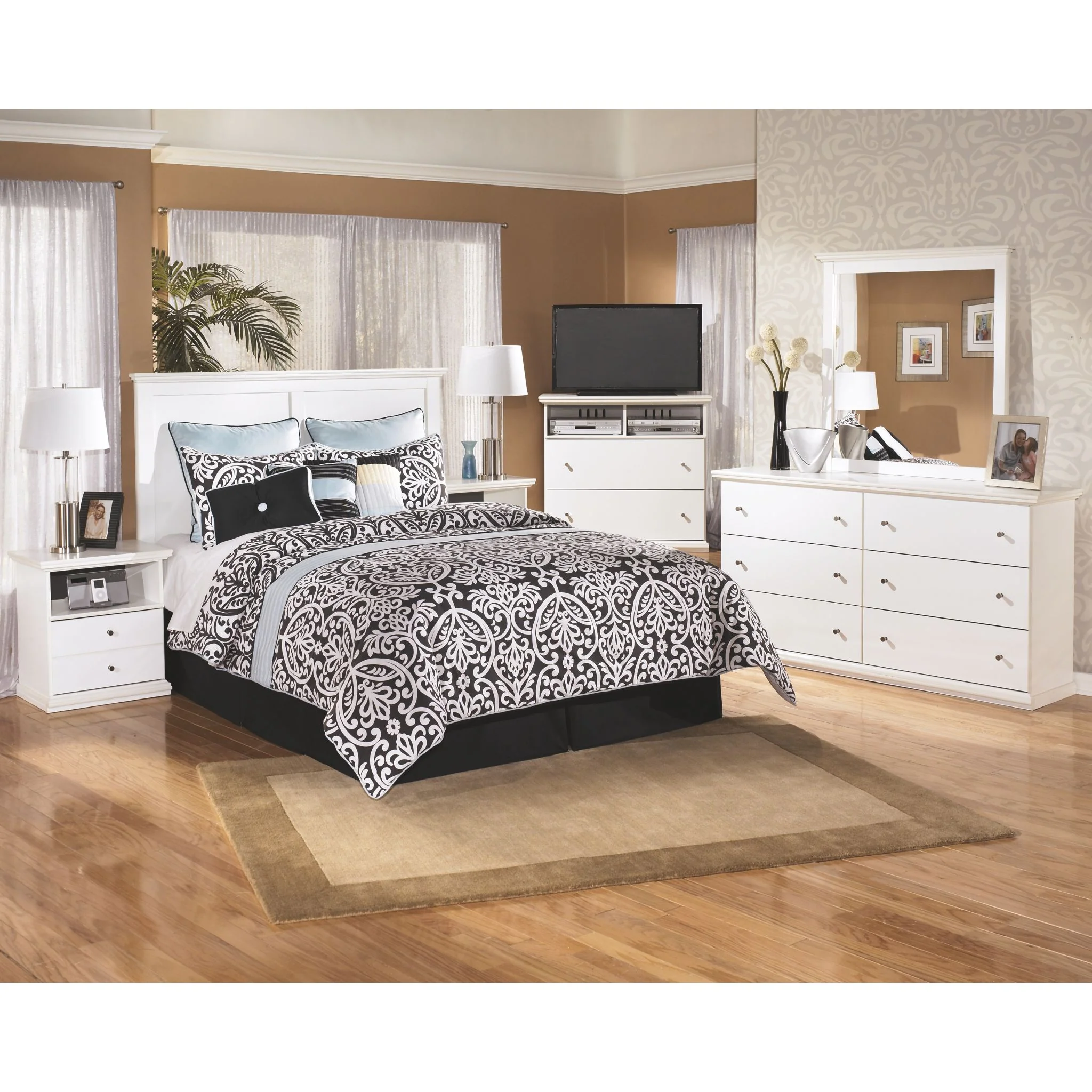 Bostwick Shoals Queen Panel Headboard - Image 4