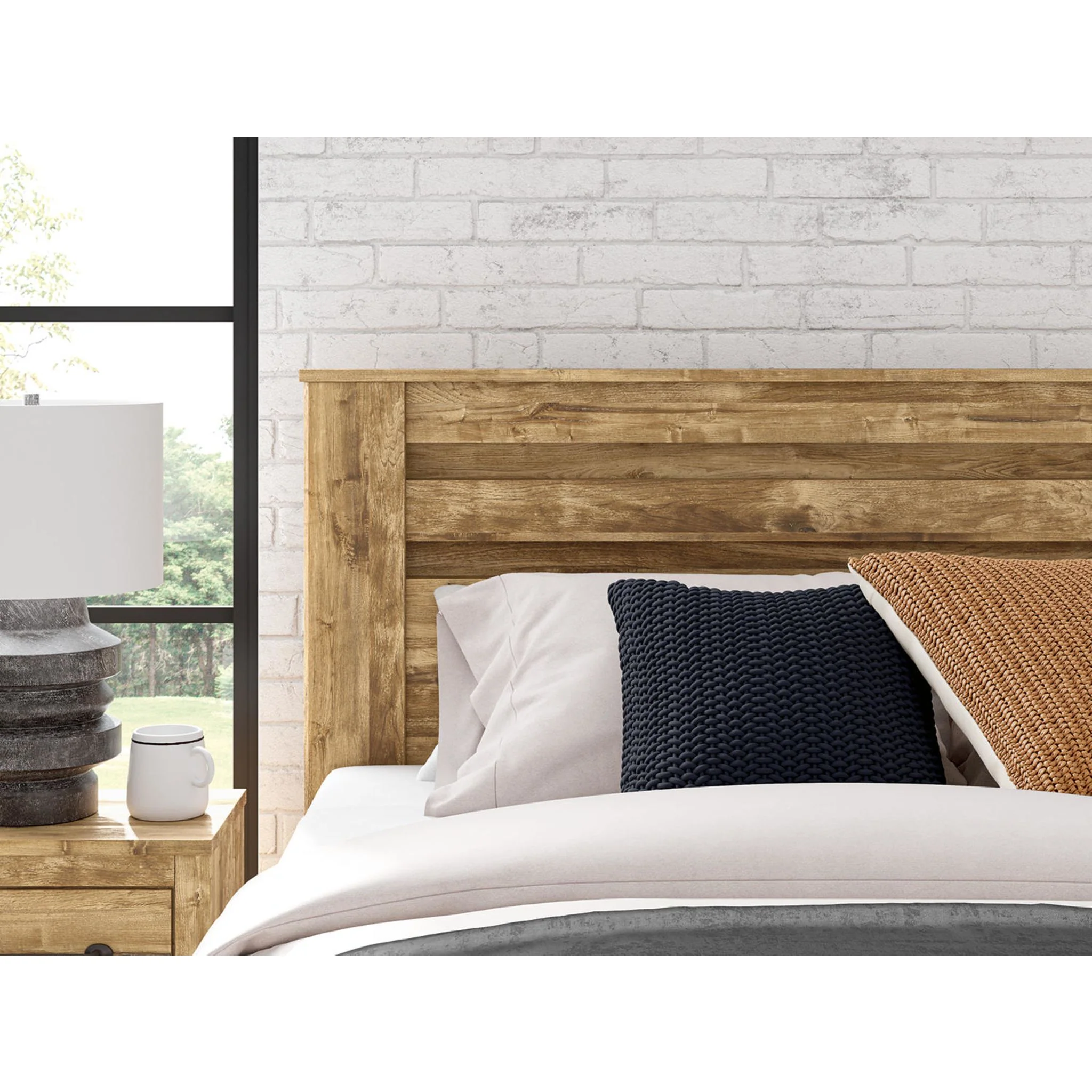 Branstony Queen Panel Bed - Image 6