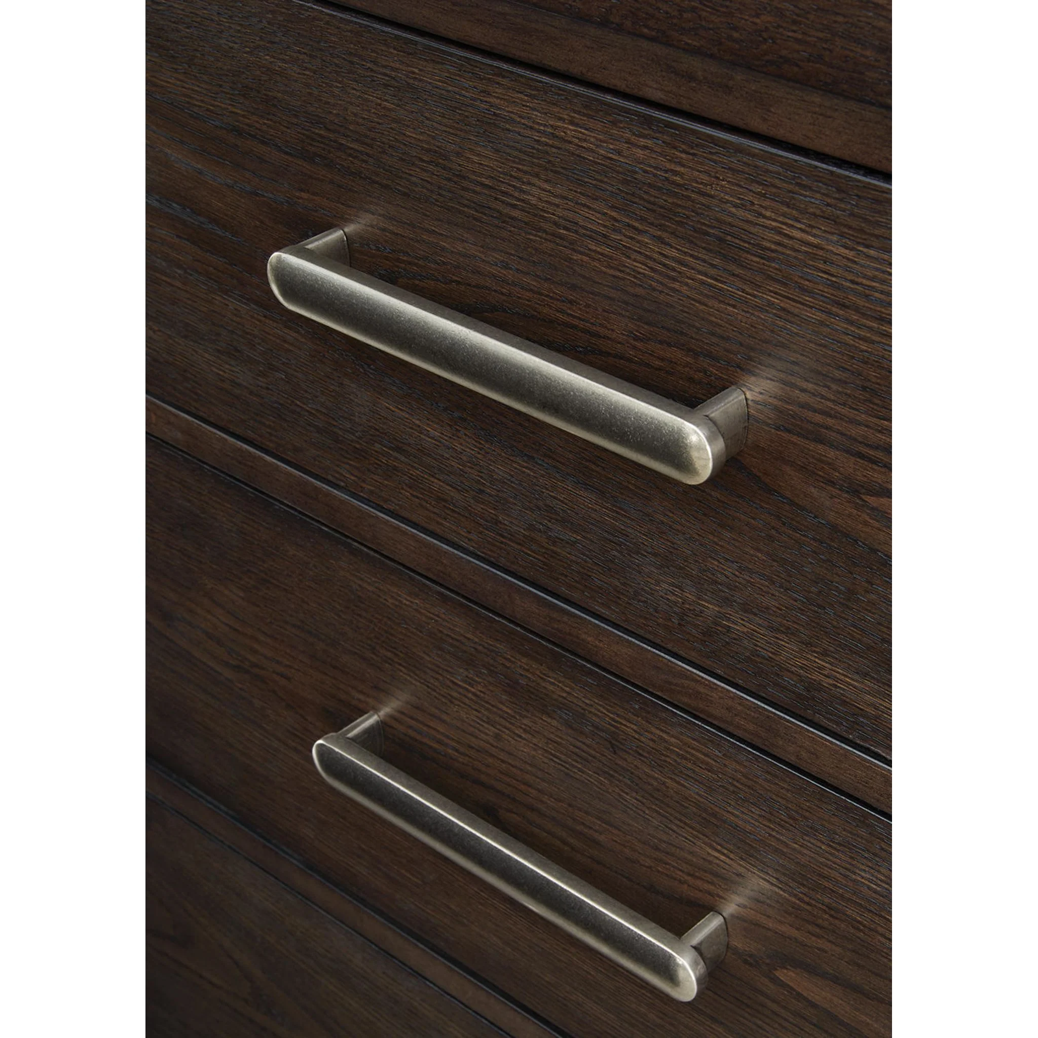 Breckington-Exclusive Dresser and Mirror - Image 7