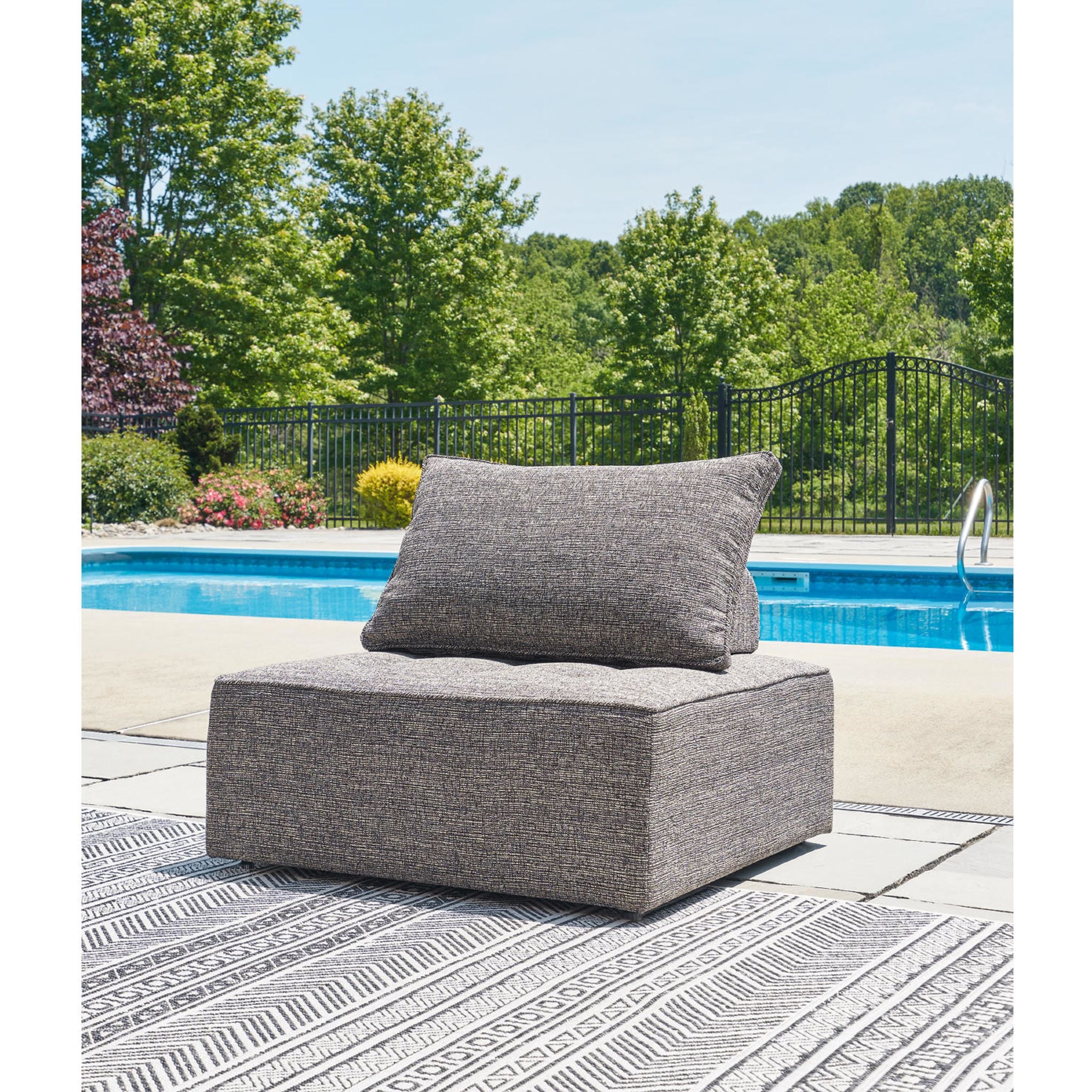 Bree Zee Outdoor Modular Armless Chair - Image 24