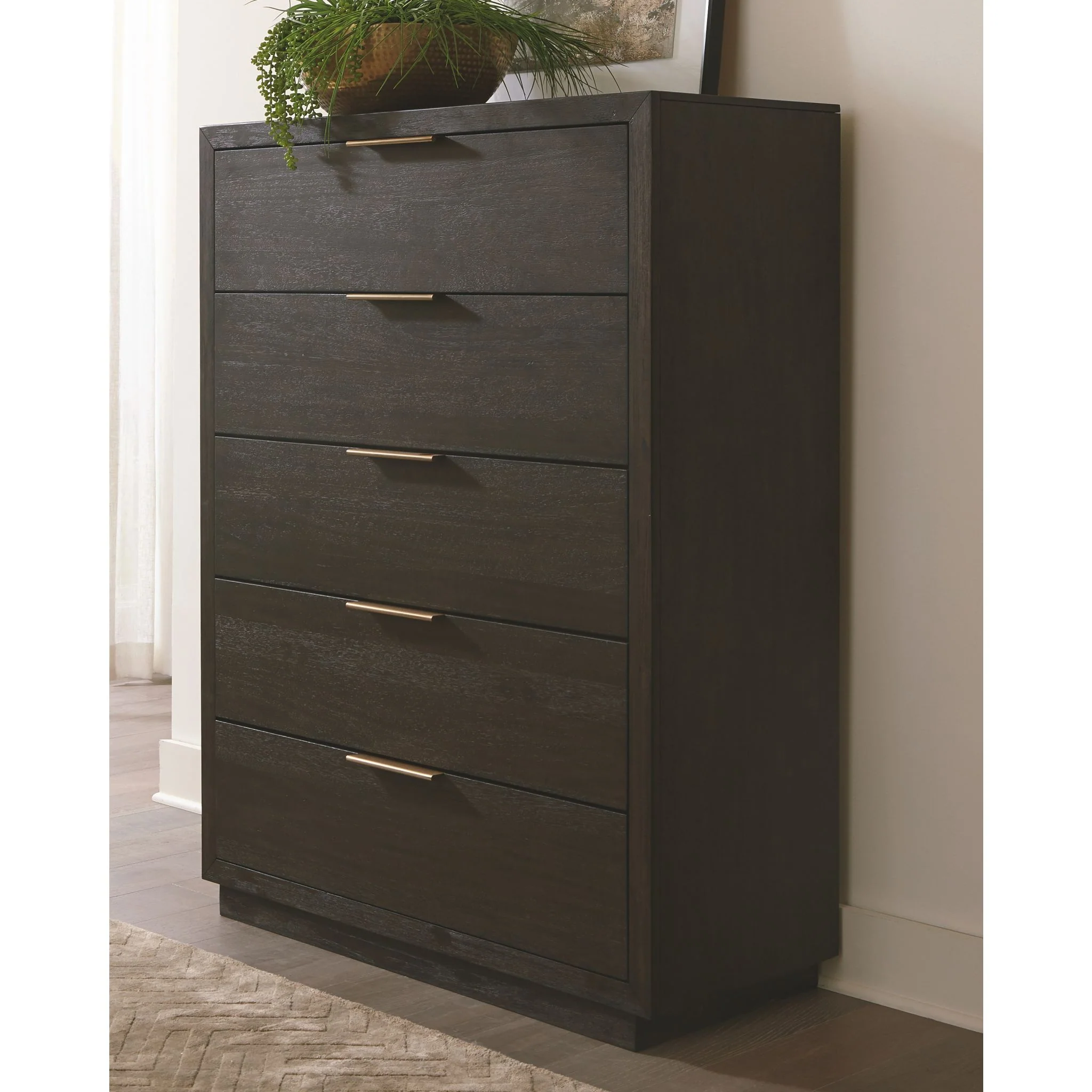Bruxworth-Exclusive Chest - Image 2