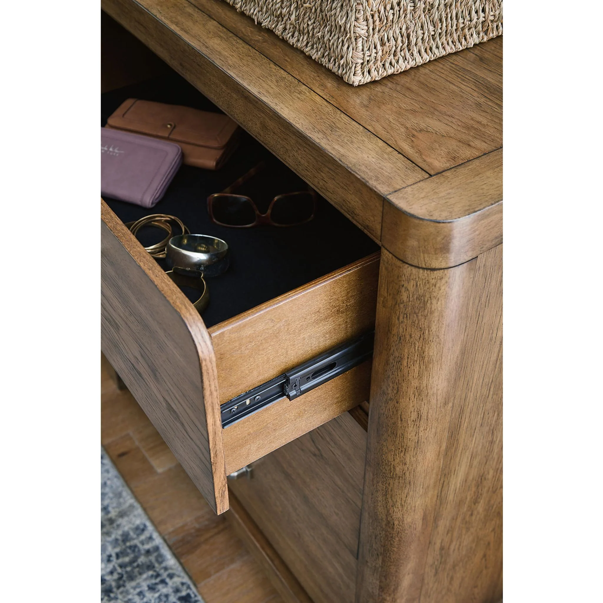 Cabalynn Dresser and Mirror - Image 11