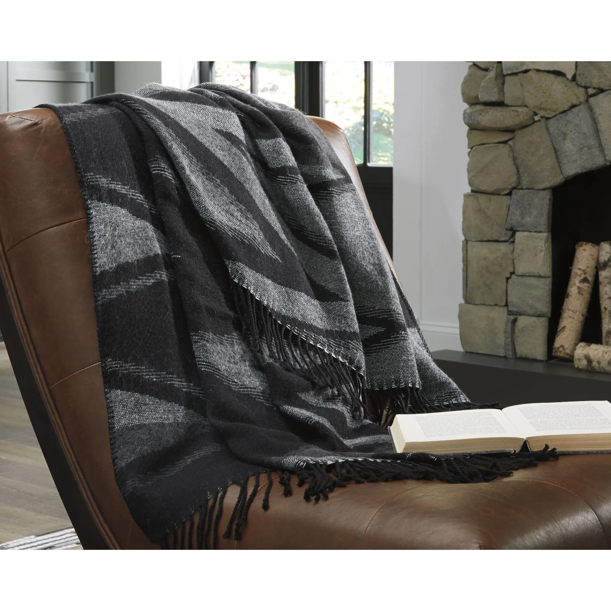 Cecile Throw - Image 3