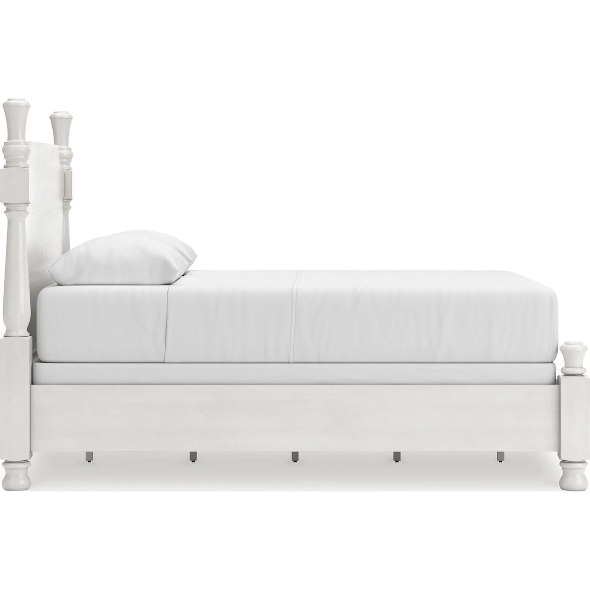 Chadworth 5 Piece Queen Poster Bedroom - Image 16