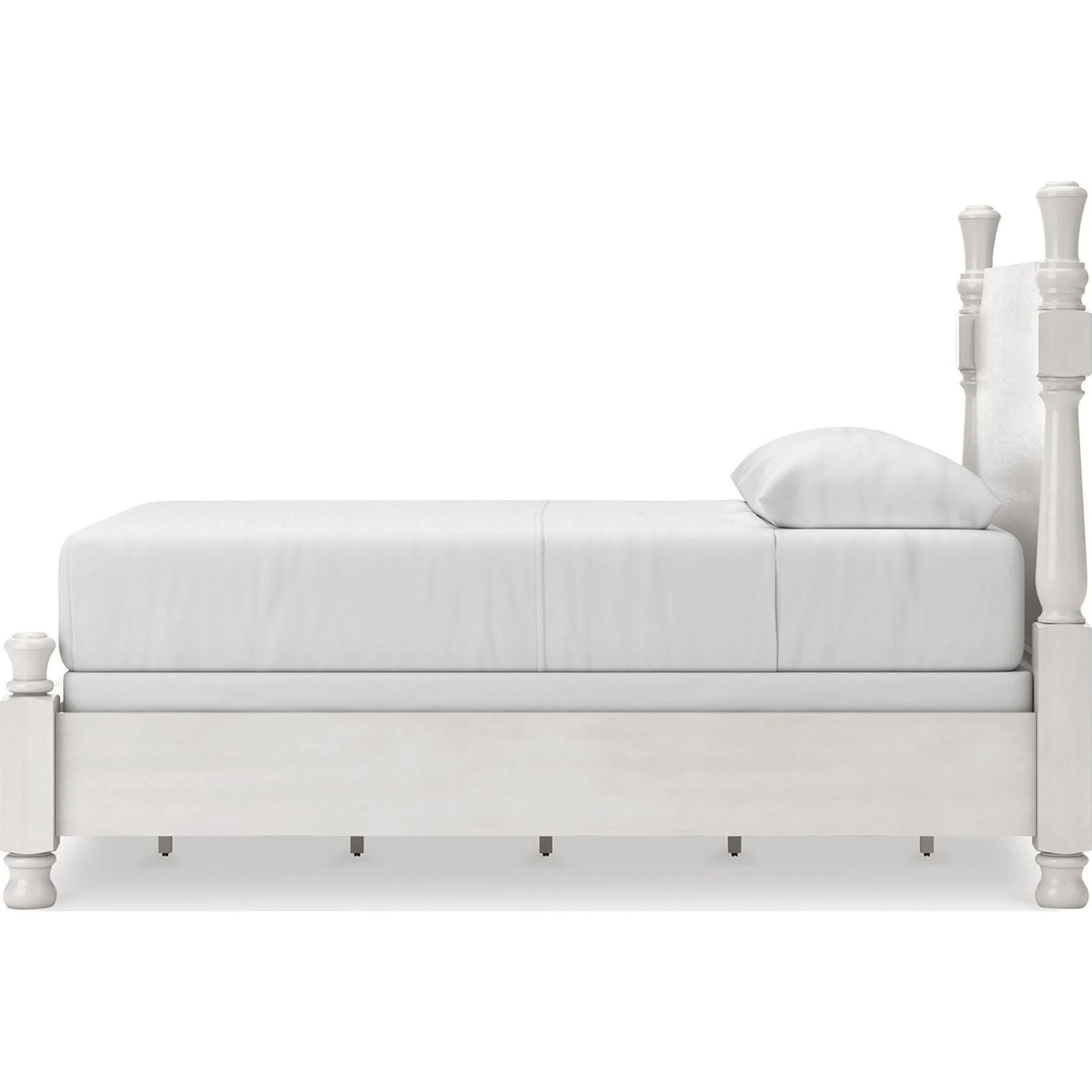 Chadworth 5 Piece Queen Poster Bedroom - Image 30