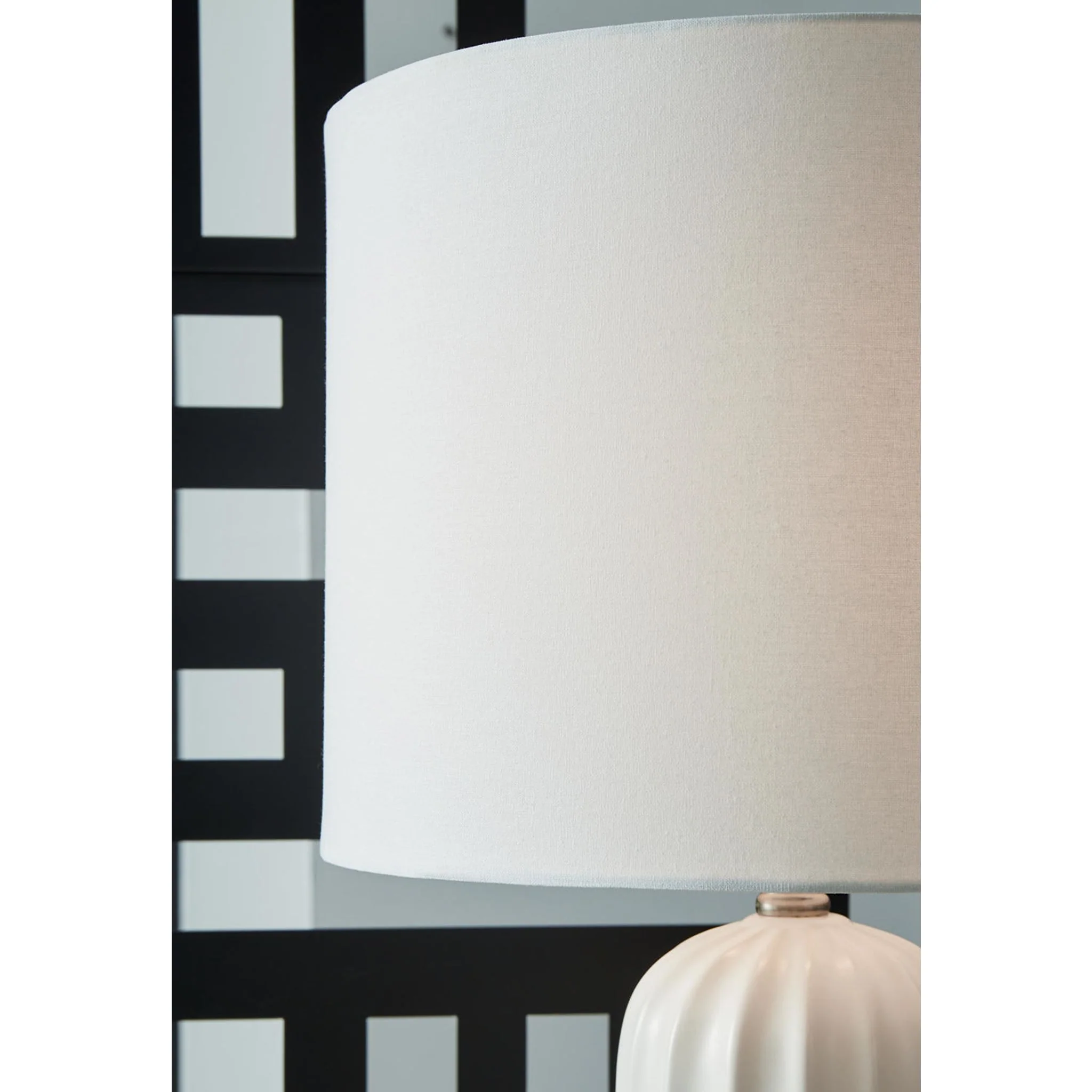 Clarkland Table Lamp (Pair) - Image 3