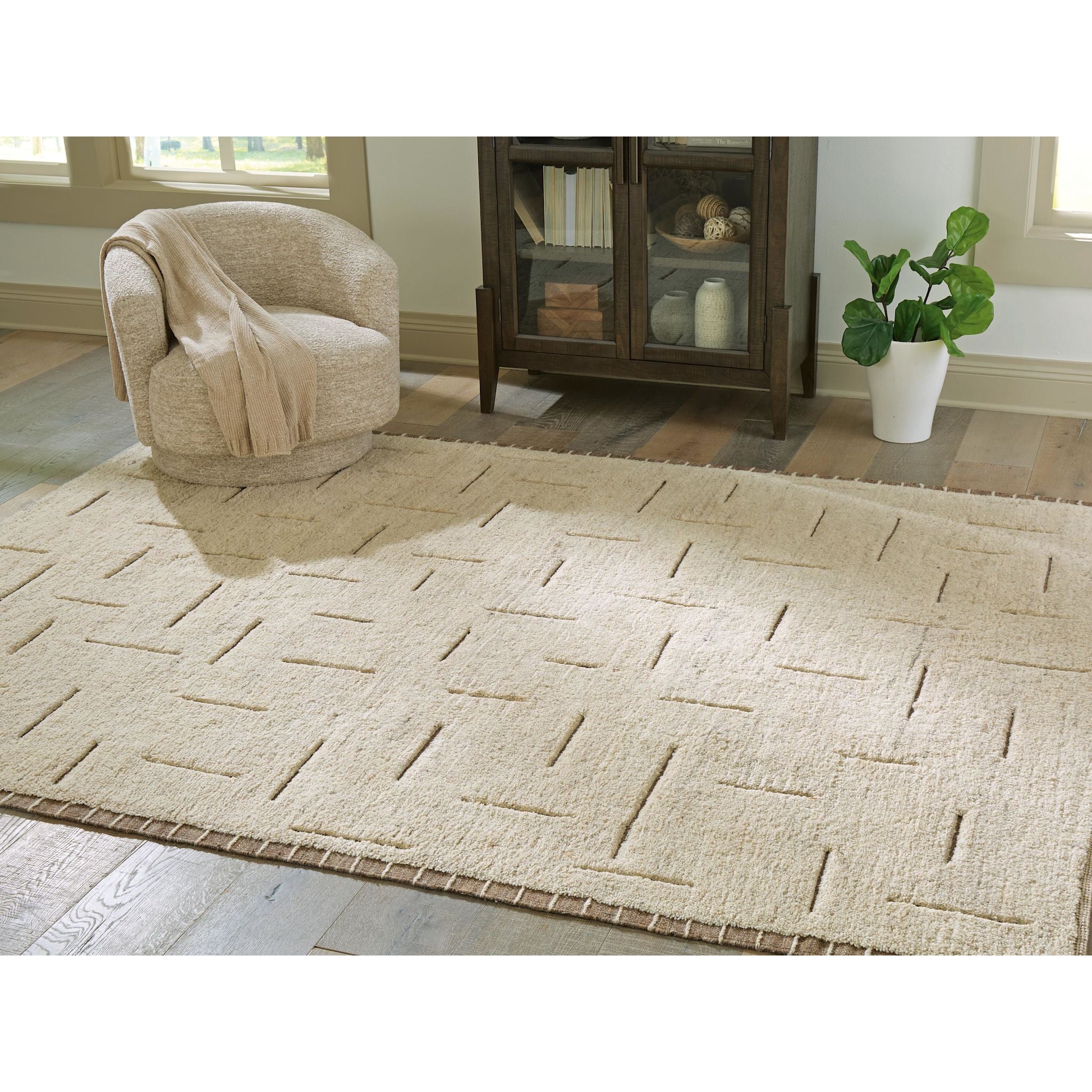 Clayman Large Rug - Image 15