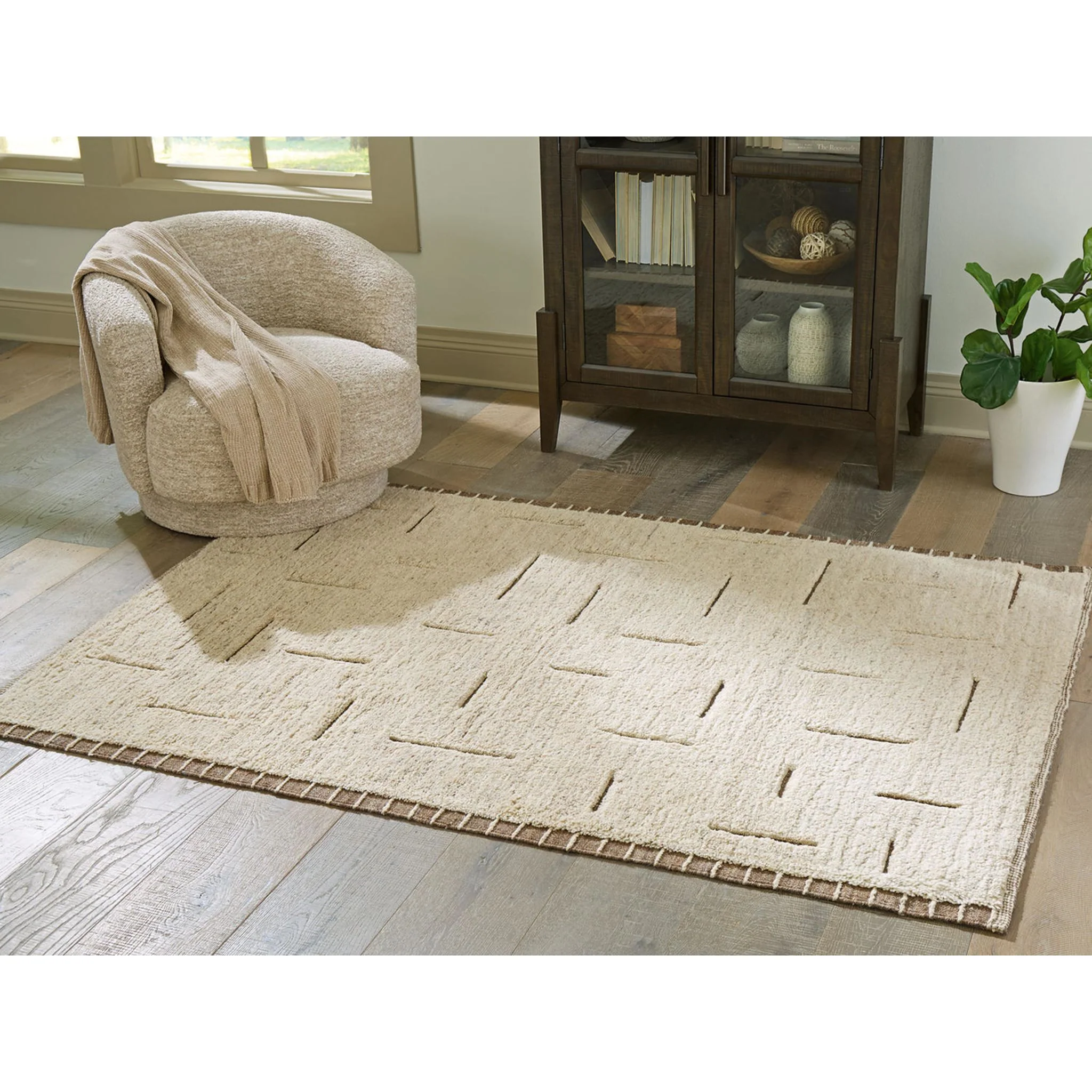 Clayman Area Rug - Image 2