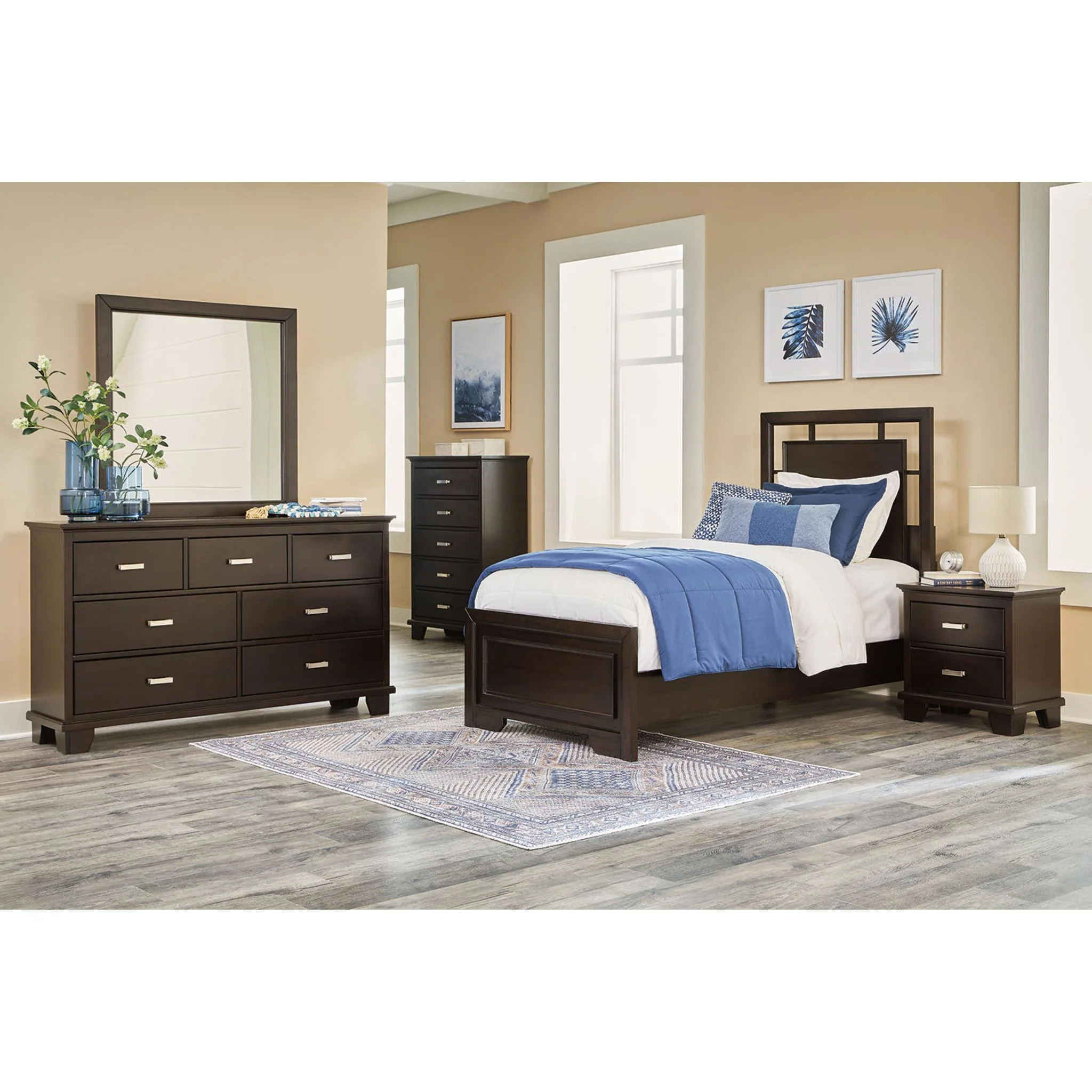 Covetown Dresser and Mirror - Image 4