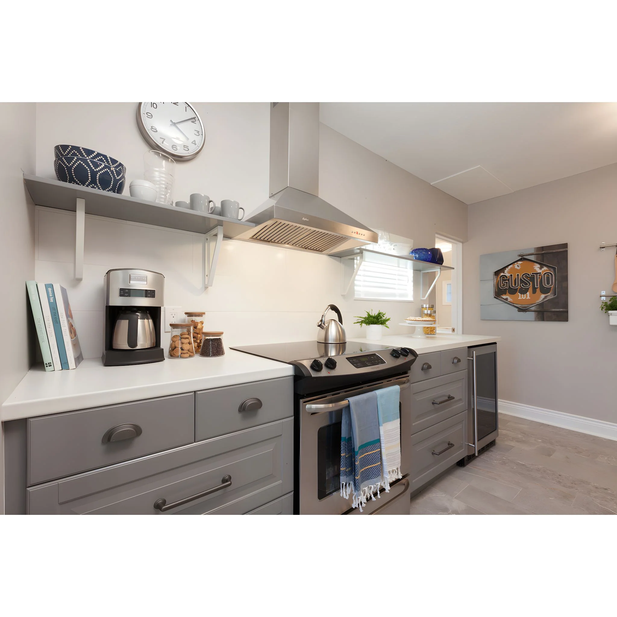 Cyclone Wall Mount Range Hood  36" - Stainless Steel (SCB71136) - Image 2