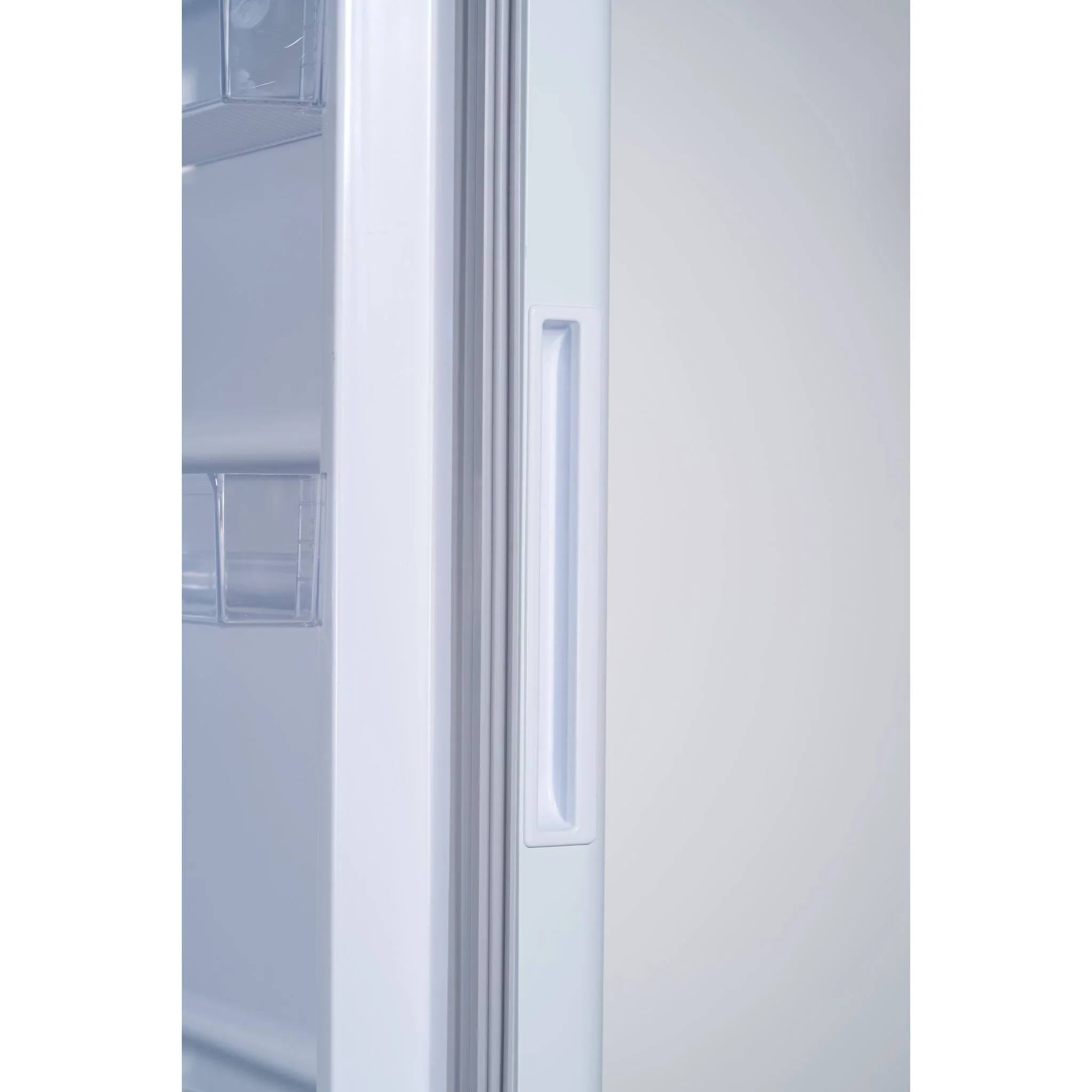 Danby 14.0 cu. ft. Frost Free Convertible Upright Freezer -White (DUF140A1WDB) - Image 15