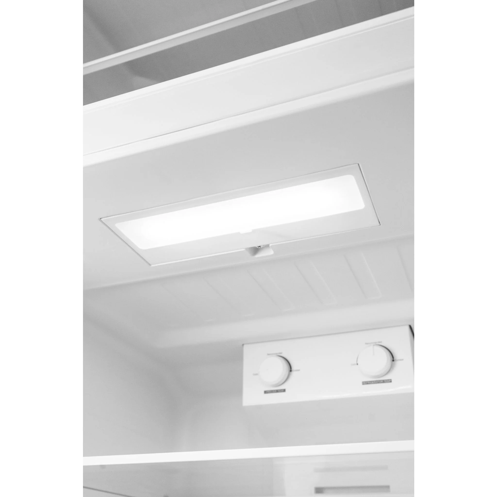 Danby 14.2 cu. ft. Apartment Size Fridge Top Mount -White (DFF142E1WDB) - Image 4