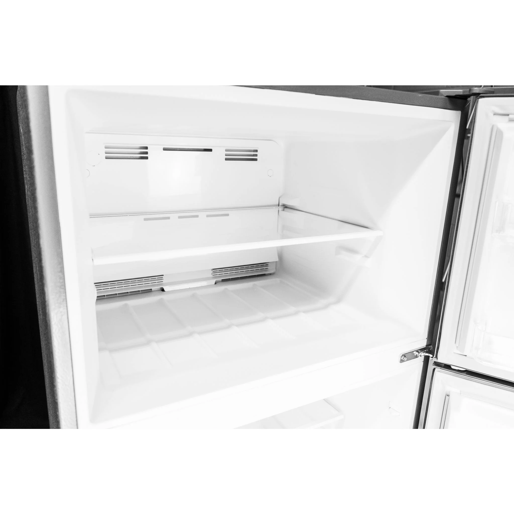 Danby 14.2 cu. ft. Apartment Size Fridge Top Mount -White (DFF142E1WDB) - Image 7