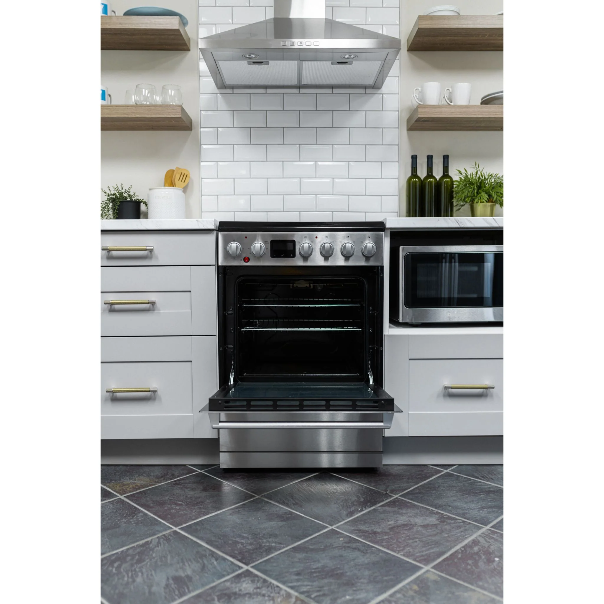 Danby 24" TruAirFry Smooth top Slide-in Electric Range -Stainless Steel (DRCA240BSSC) - Image 17