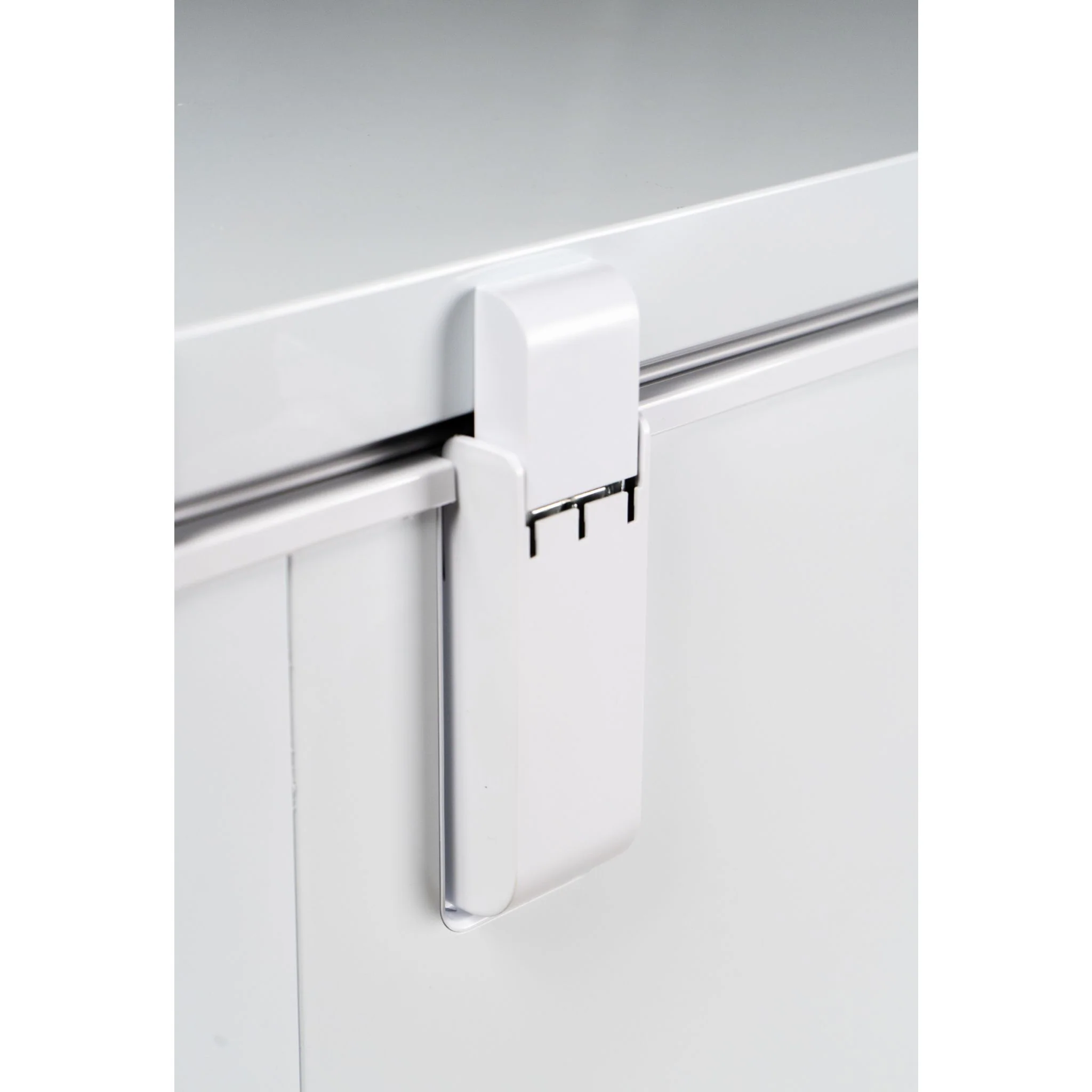 Danby 5.0 cu. ft. Square Model Chest Freezer -White (DCF050A5WDB) - Image 16