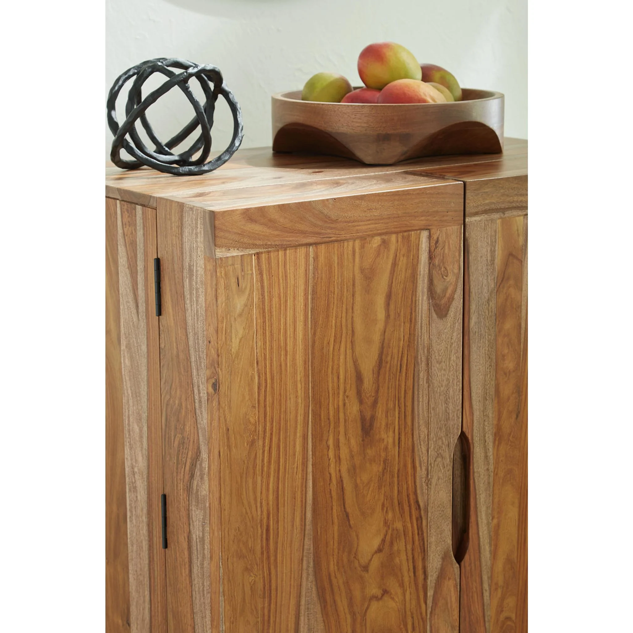 Dressonni Bar Cabinet - Image 13