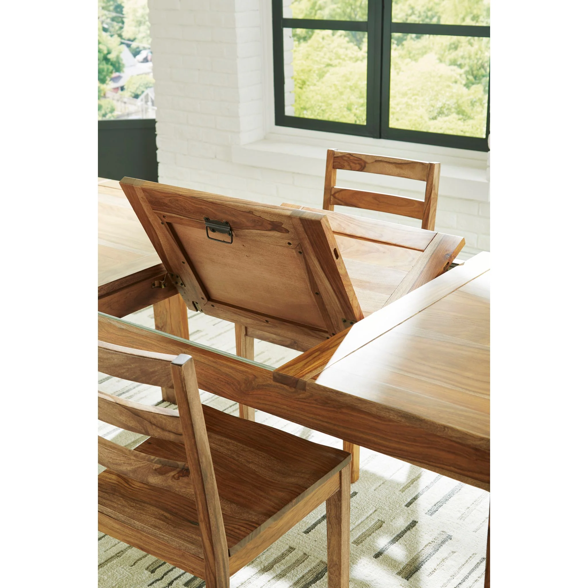 Dressonni Dining Set - Image 26