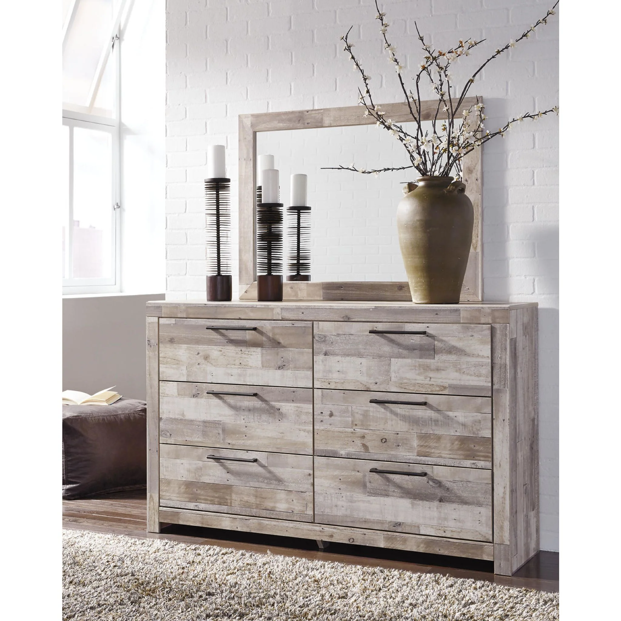 Effie-Exclusive 5 Piece Panel Bedroom - Image 7
