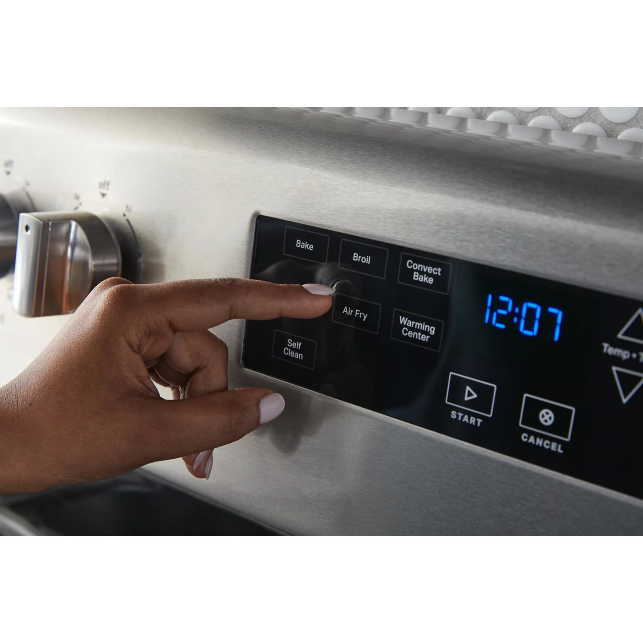 Maytag Electric Range with Air Fryer and Basket - 5.3 cu. ft. (YMER7700LZ) - Image 29