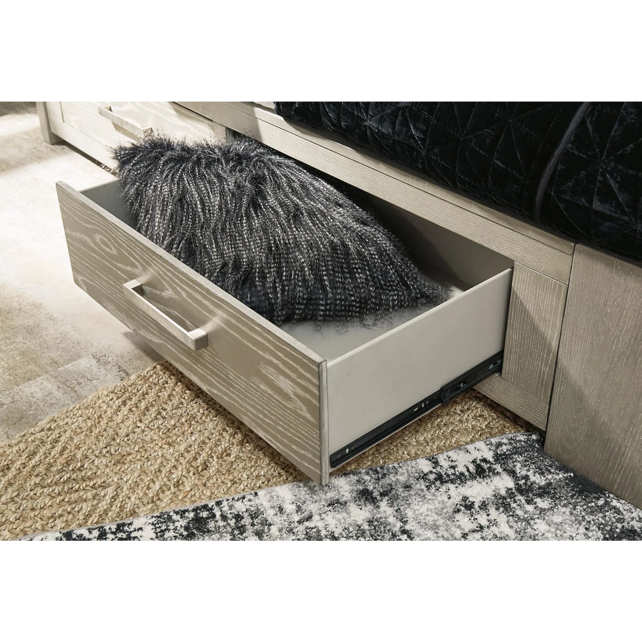 Fawnburg-EXCLUSIVE 5 Piece King Panel Bedroom - Image 9