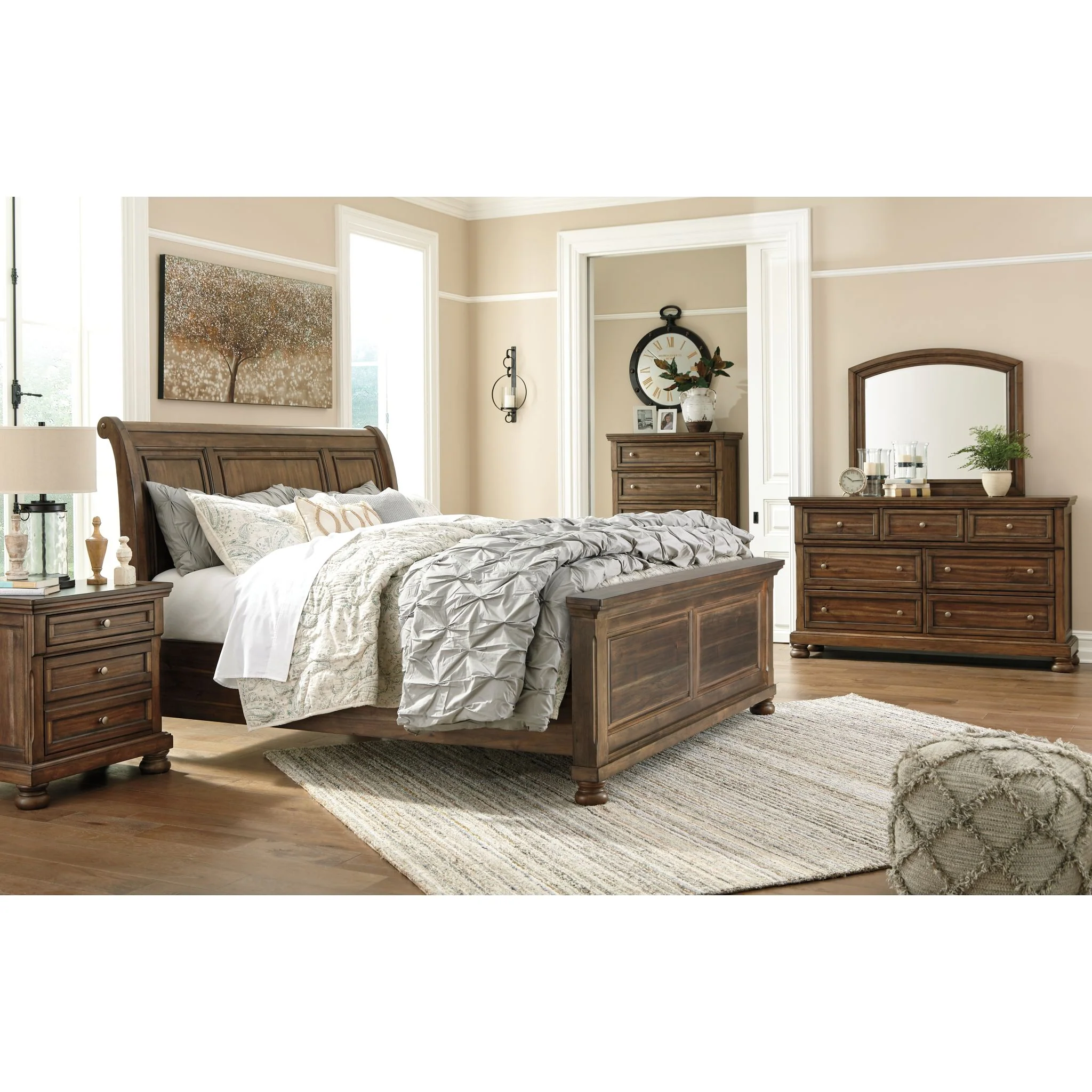 Flynnter Dresser - Image 7
