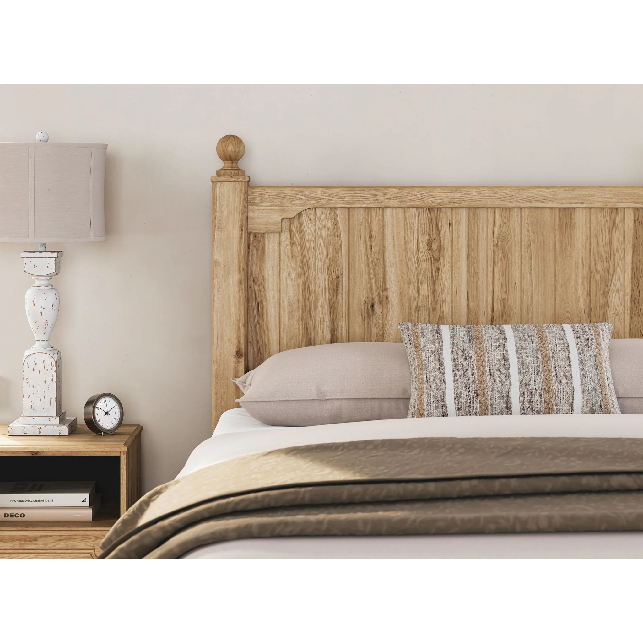 Galletyn 5 Piece Queen Panel Bedroom - Image 53