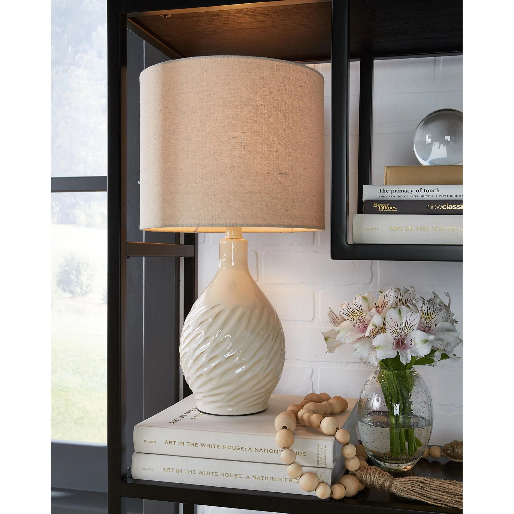 Garinton Table Lamp - Image 19
