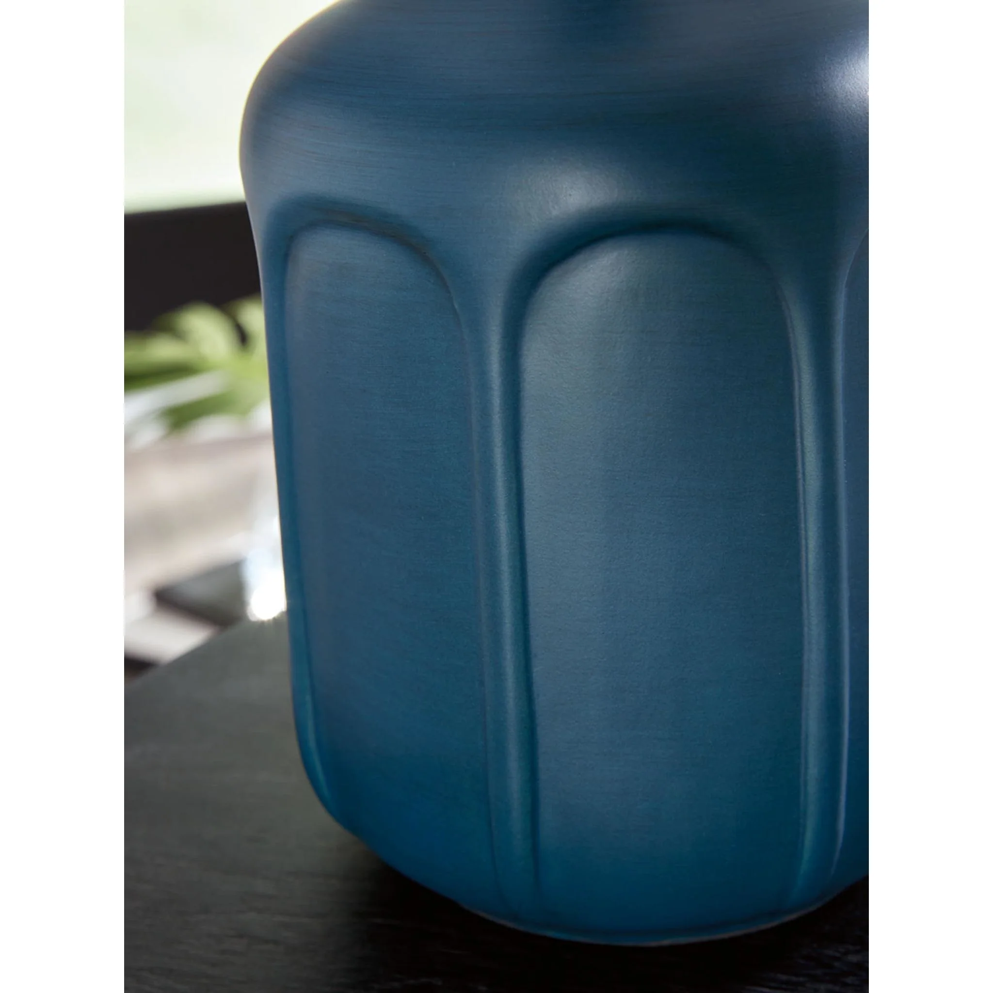 Gierburg Table Lamp - Image 20