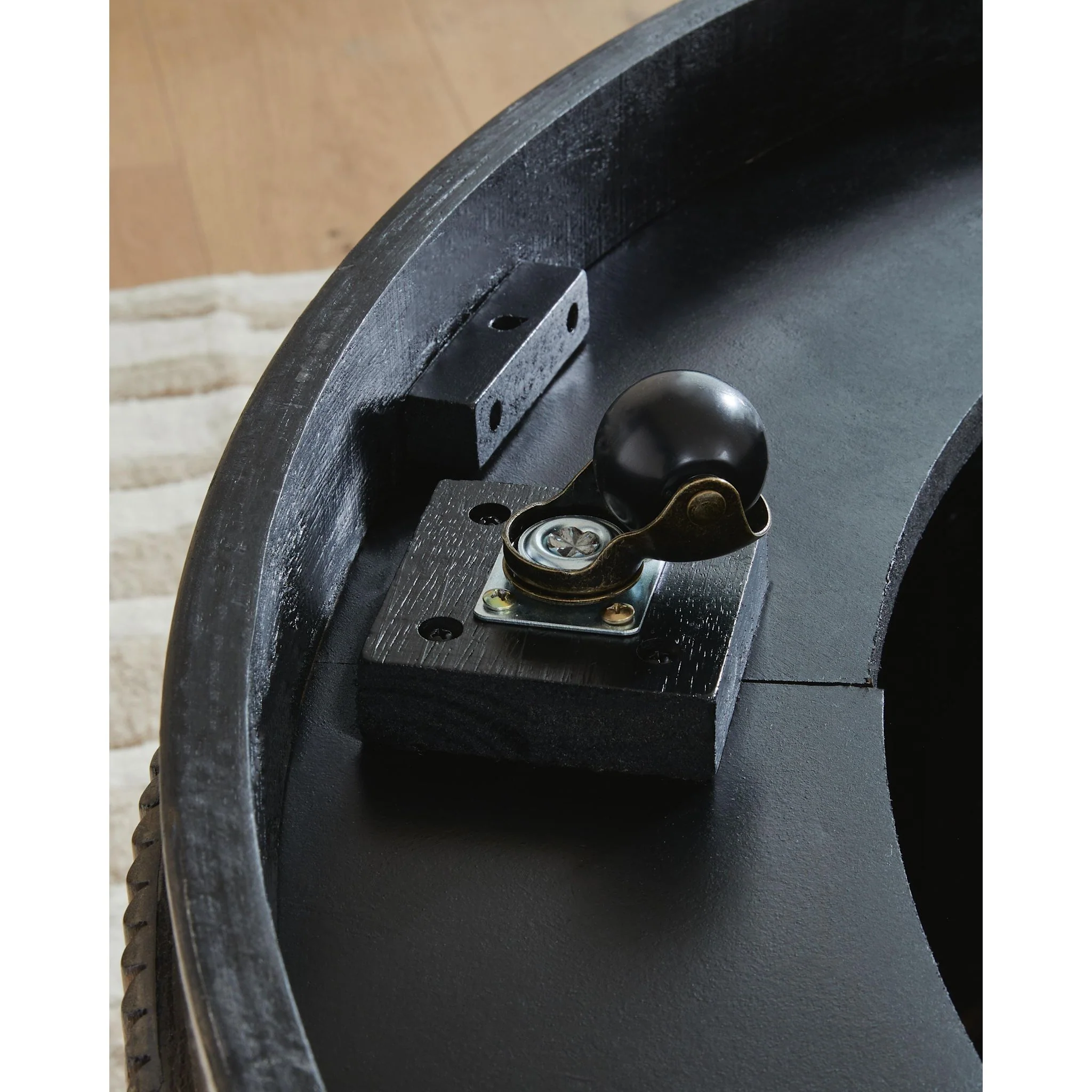 Hadonna Coffee Table - Image 9