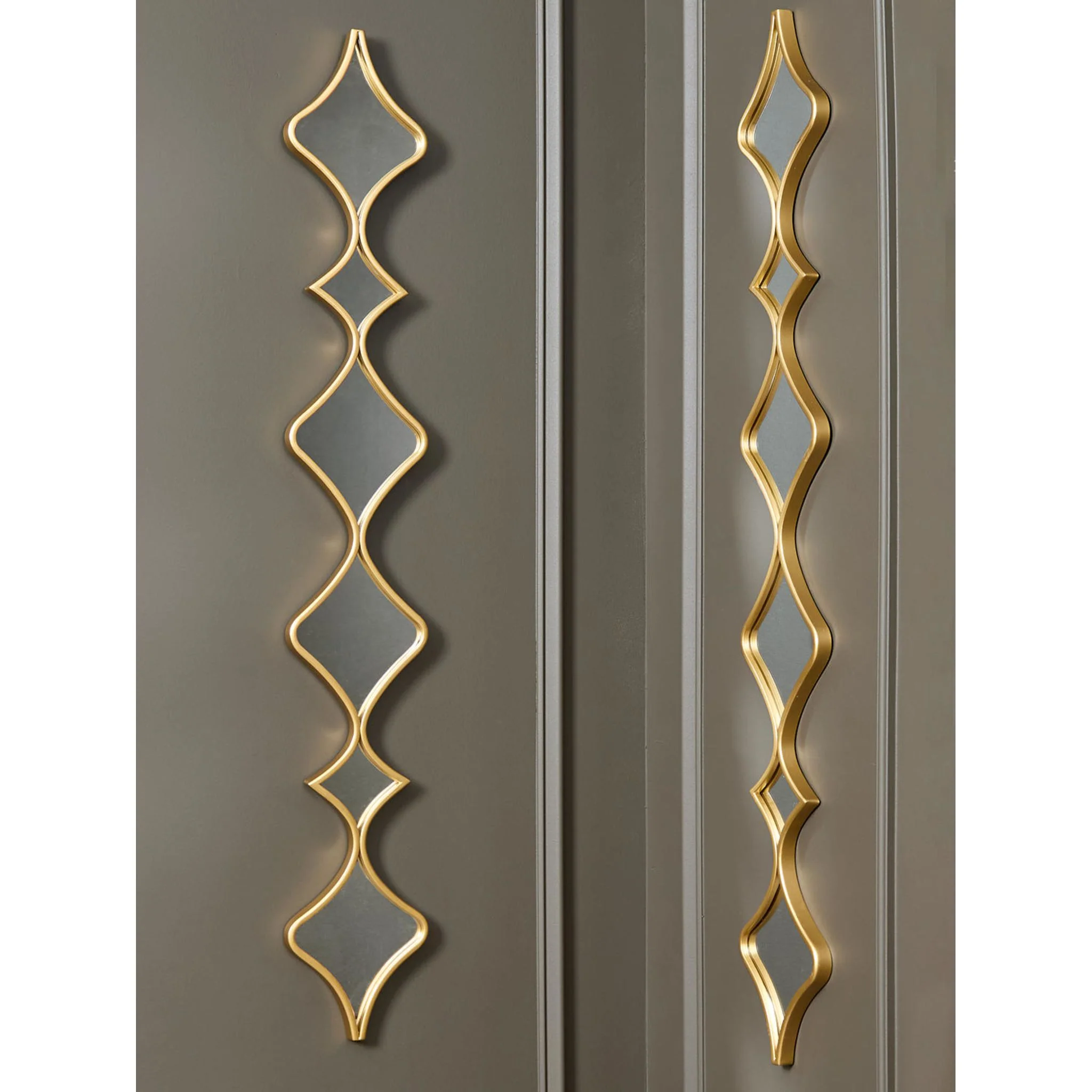 Harriswood Accent Mirror (Set of 2) - Image 7