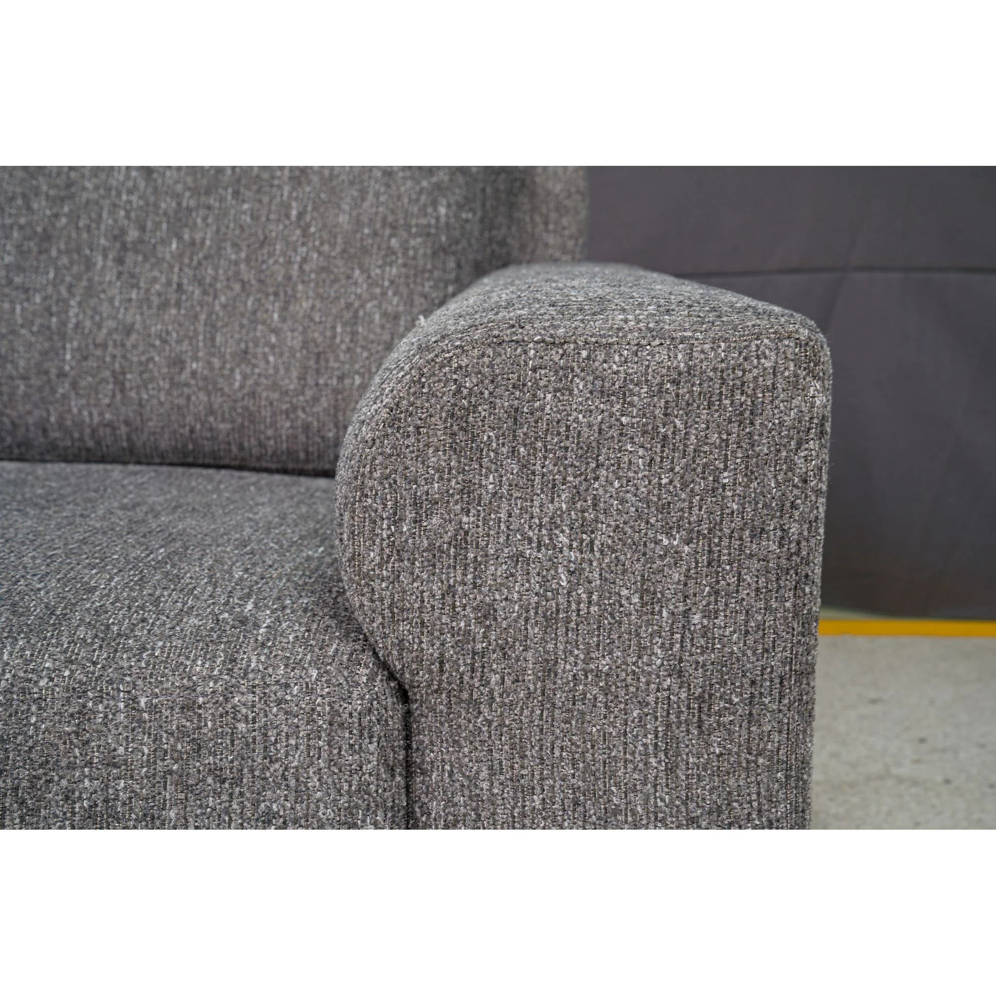 Harrow Pike Loveseat - Image 6