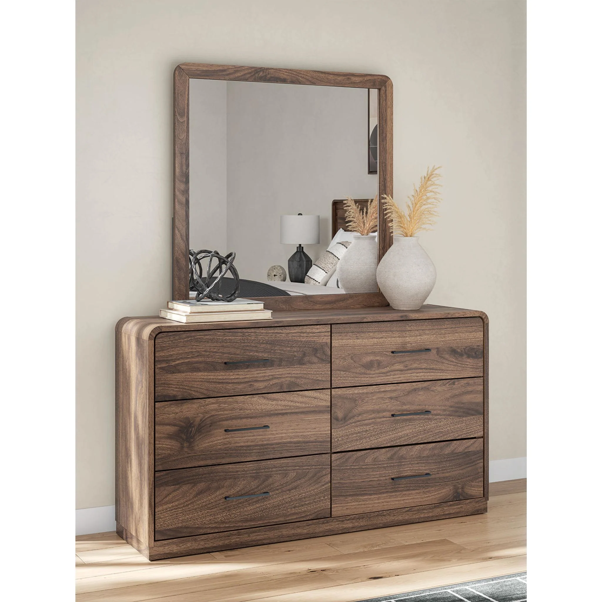Hollinaze Dresser and Mirror - Image 2
