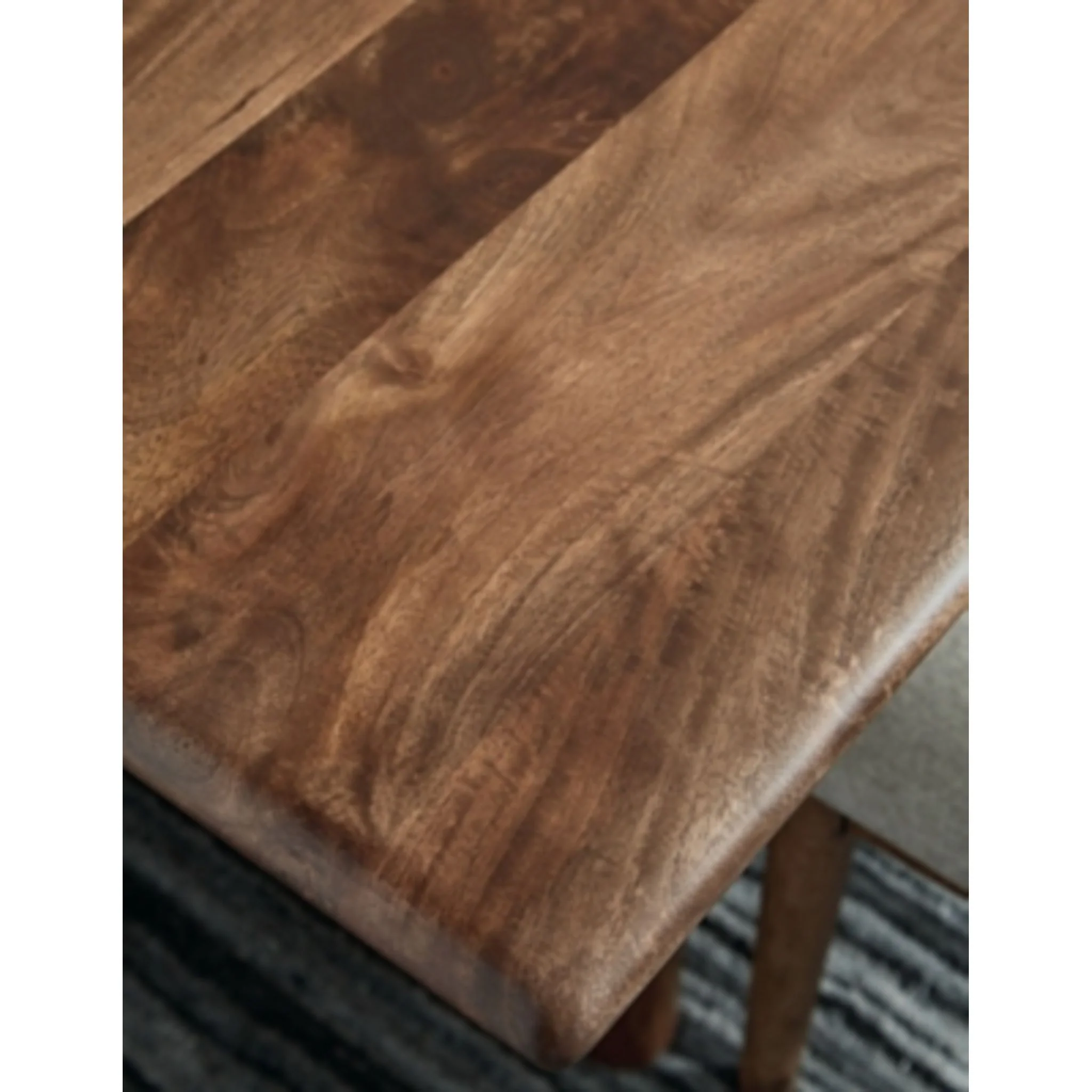 Isanti-Exclusive Dining Set - Image 29
