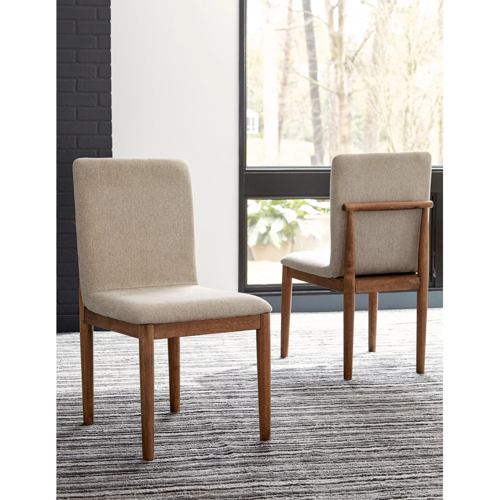 Isanti-Exclusive Dining Set - Image 118