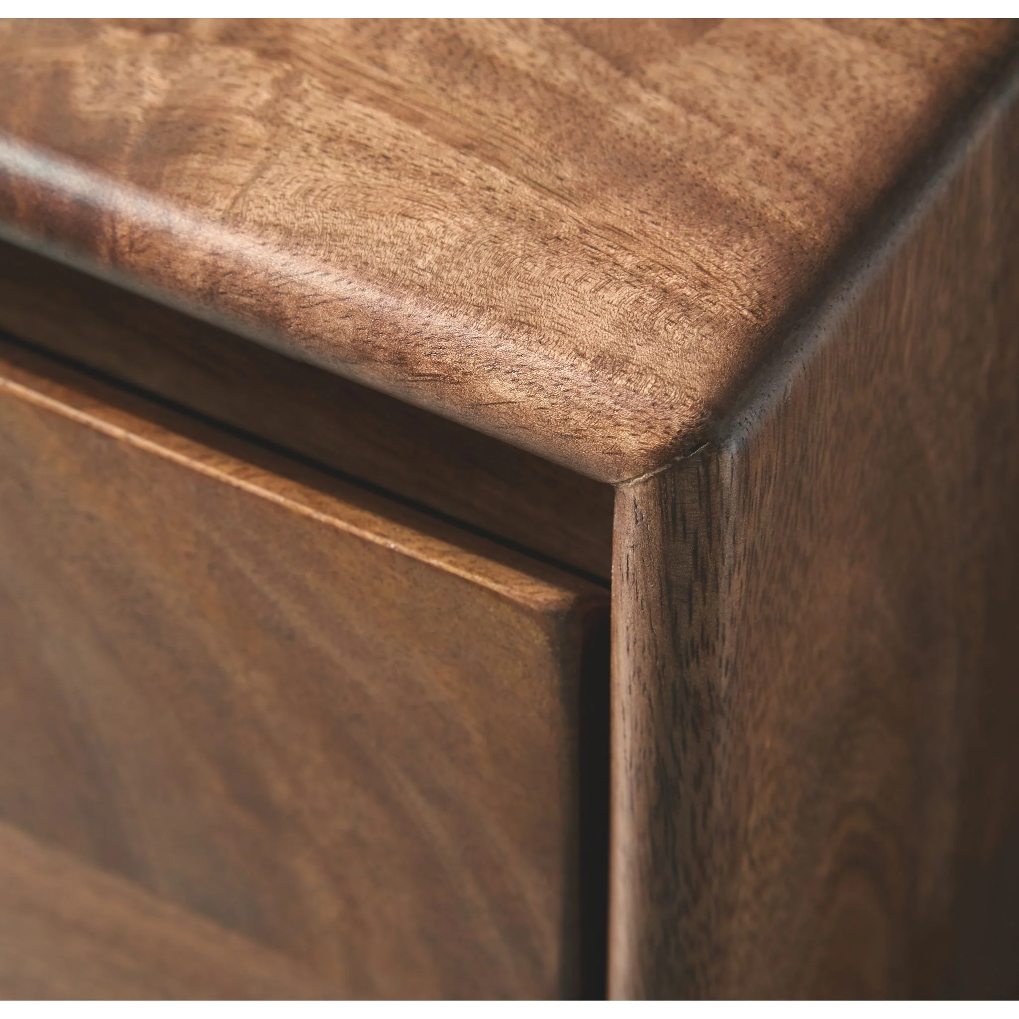 Isanti-Exclusive Dresser and Mirror - Image 6